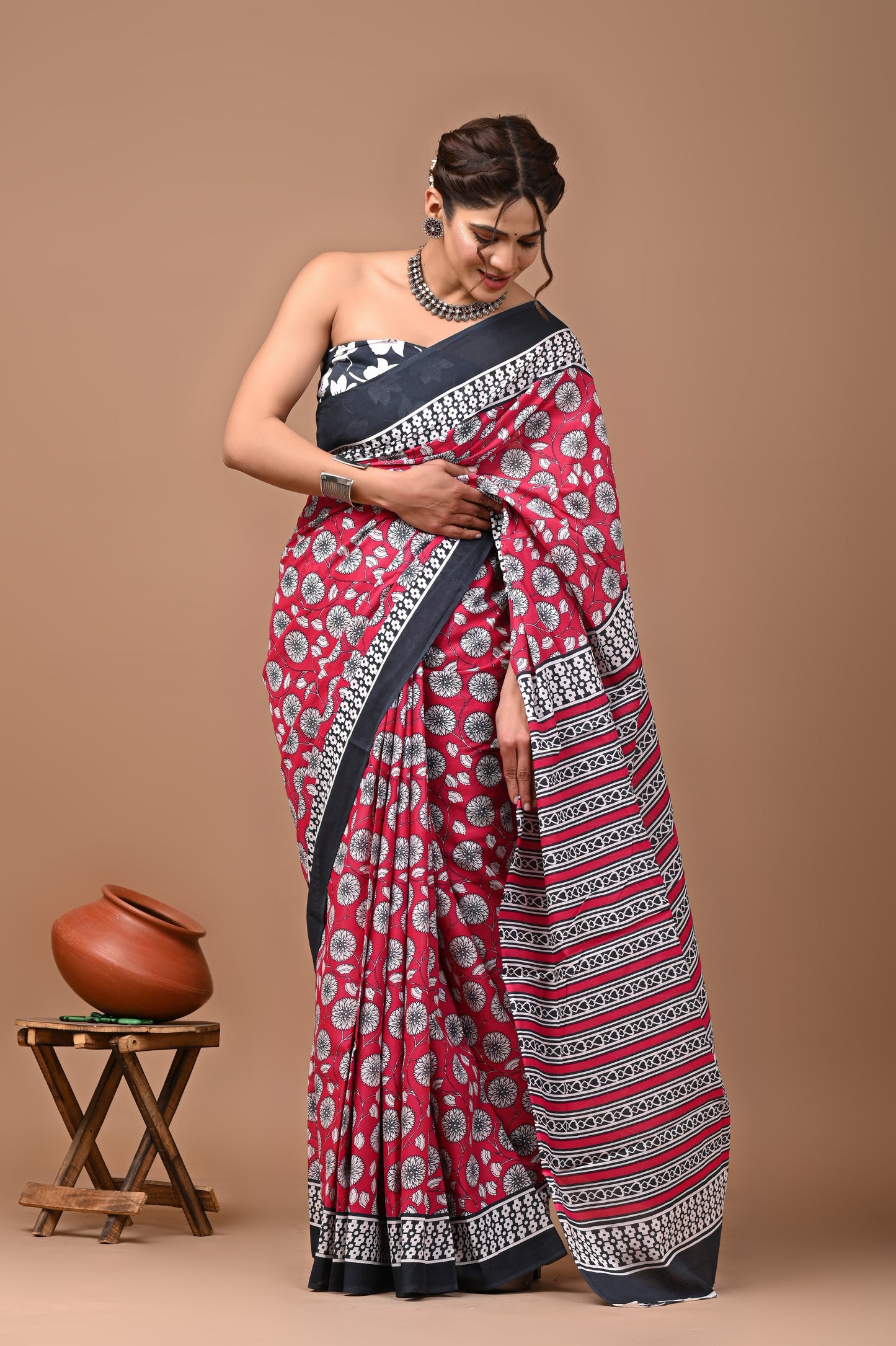 Jaipuri Printed Pure Cotton Mulmul Saree With Blouse