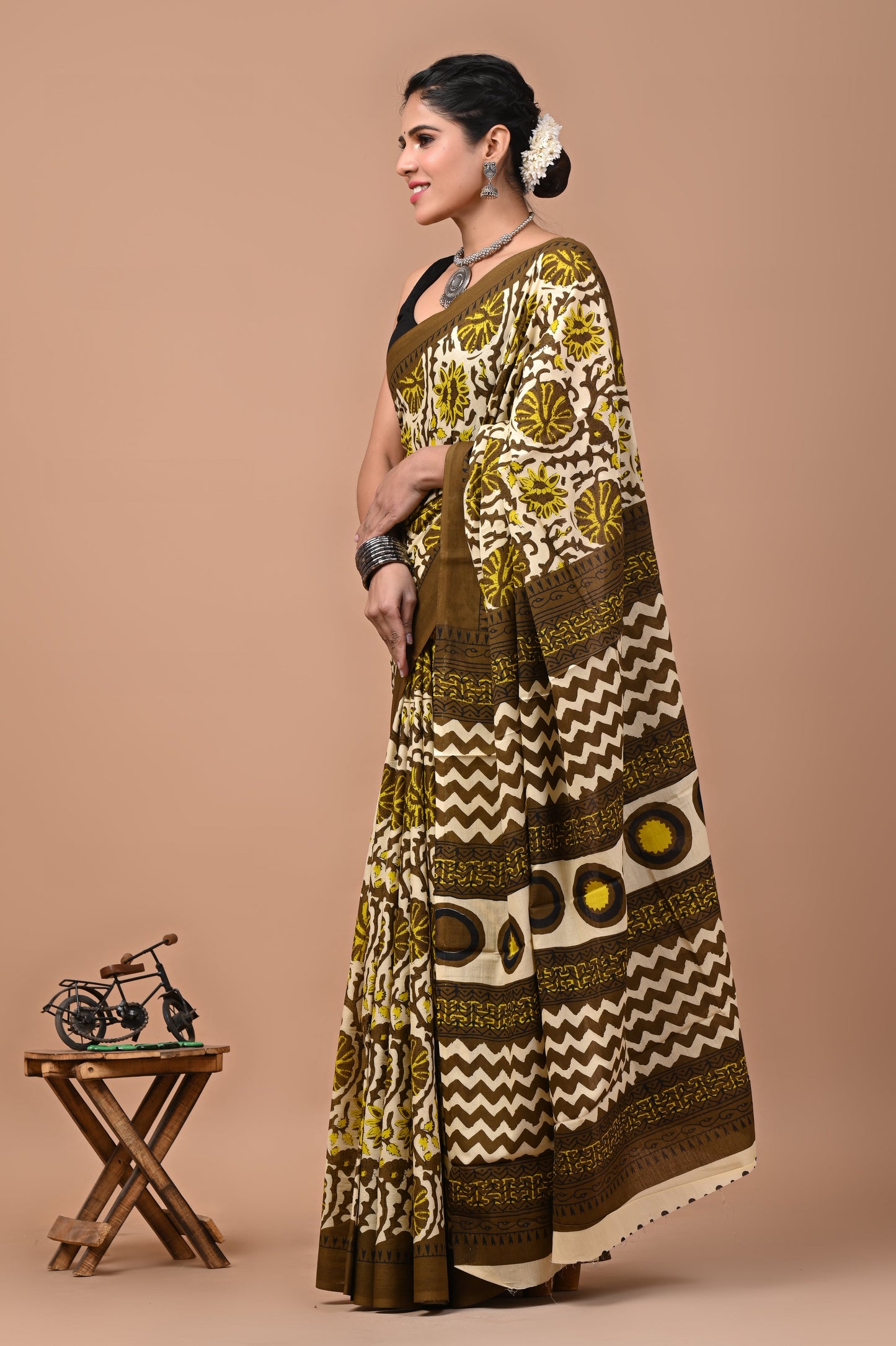 Printed Pure Cotton Mulmul Saree With Blouse