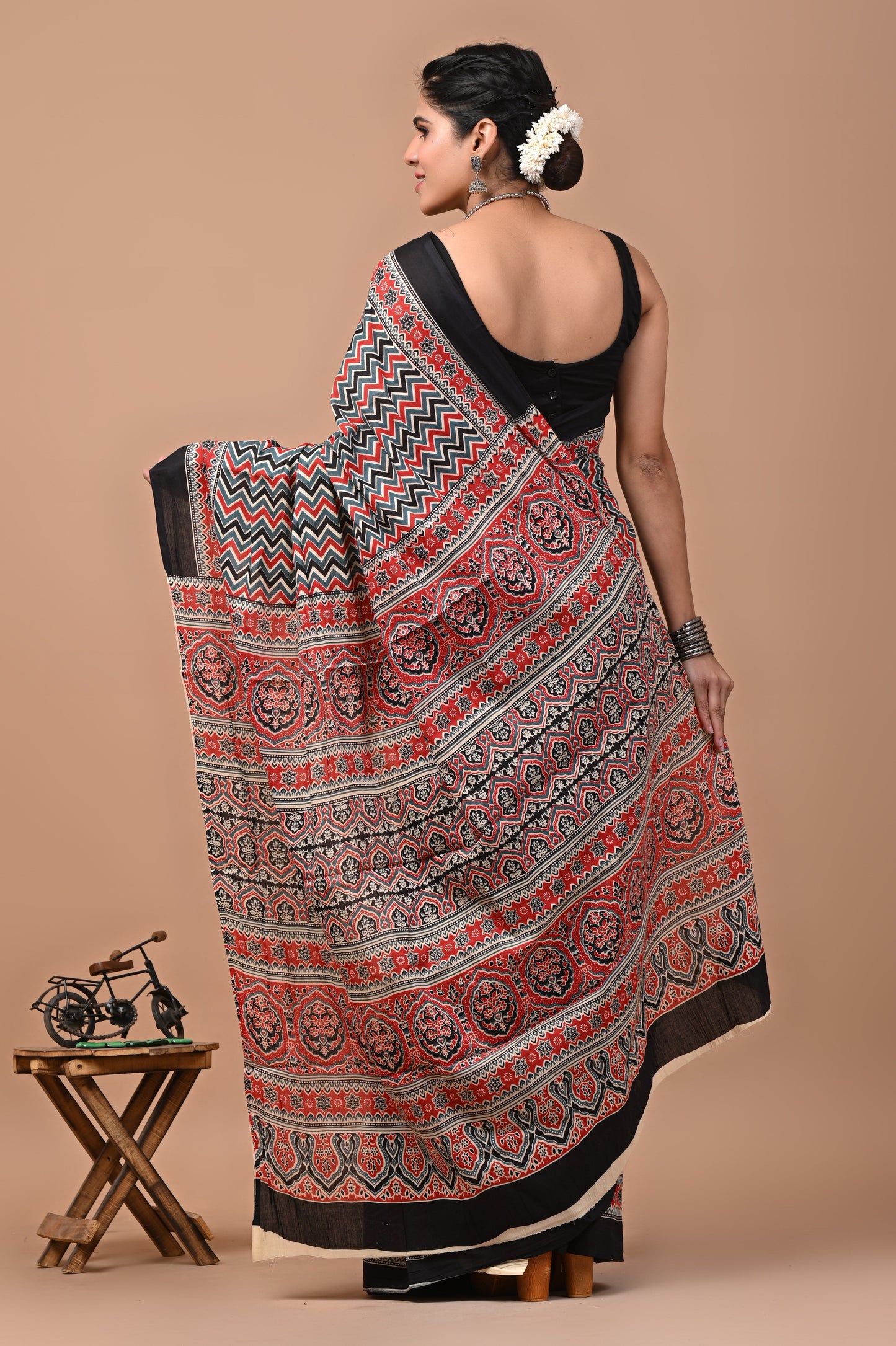 Printed Pure Cotton Mulmul Saree With Blouse