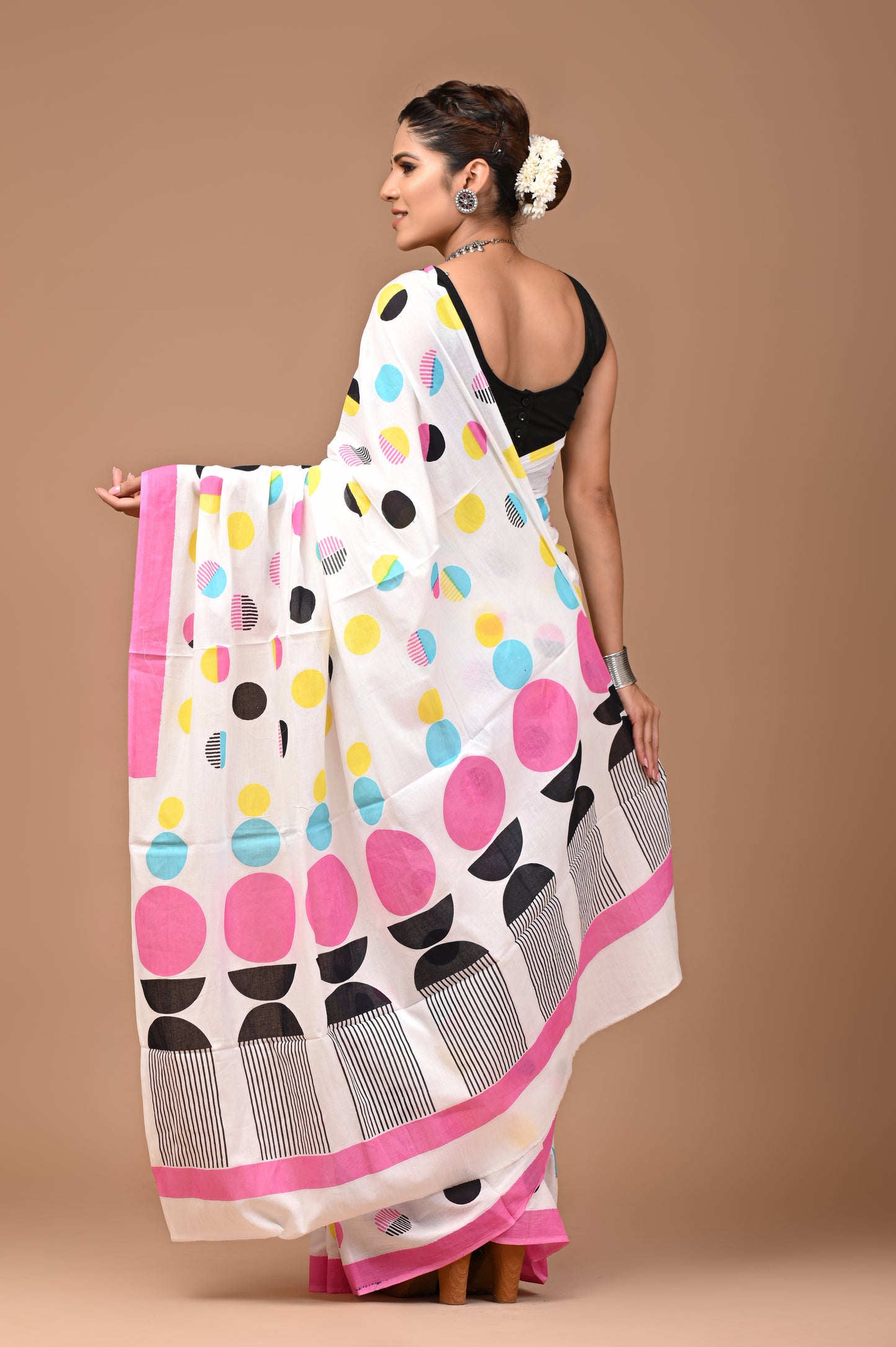 Exclusive Printed Pure Cotton Mulmul Saree With Blouse