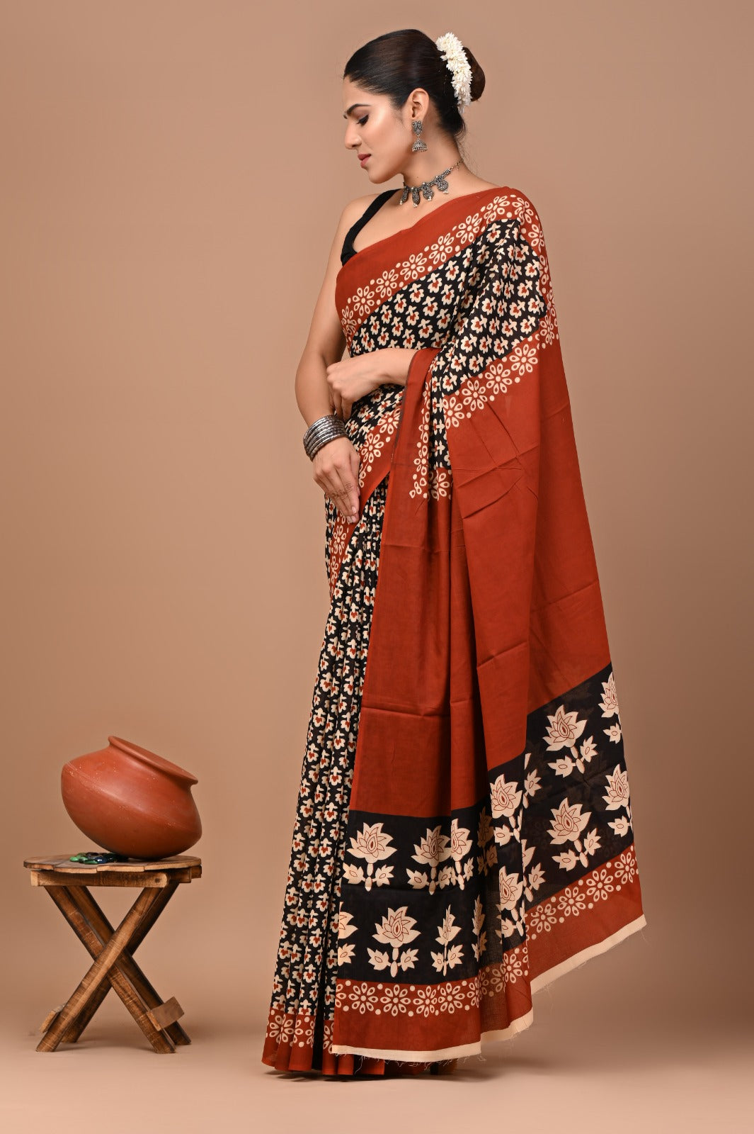 Jaipuri Printed Pure Cotton Mulmul Saree With Blouse