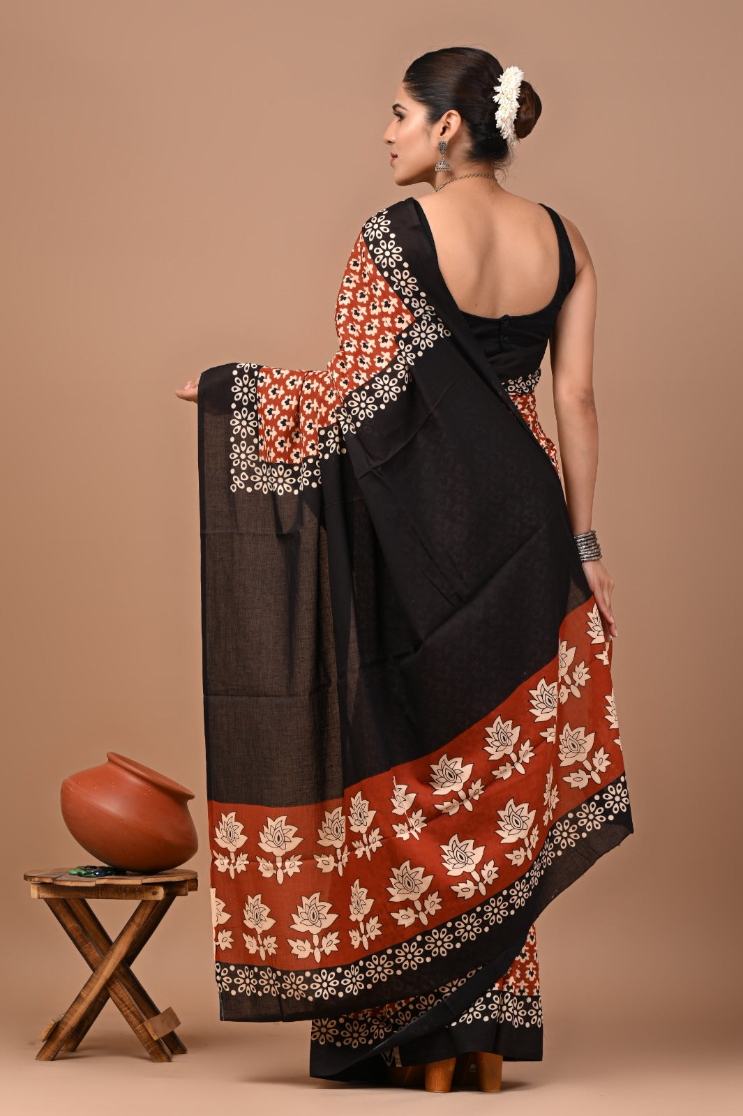 Jaipuri Printed Pure Cotton Mulmul Saree With Blouse