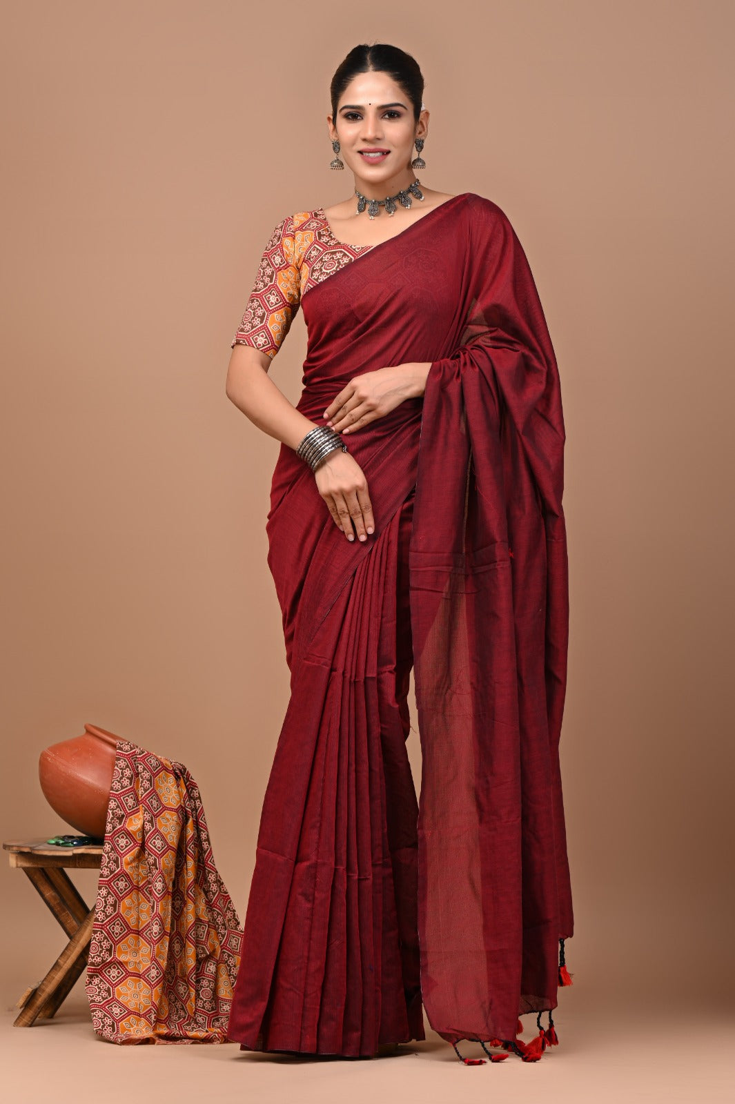 Handloom Cotton Saree With Printed Blouse