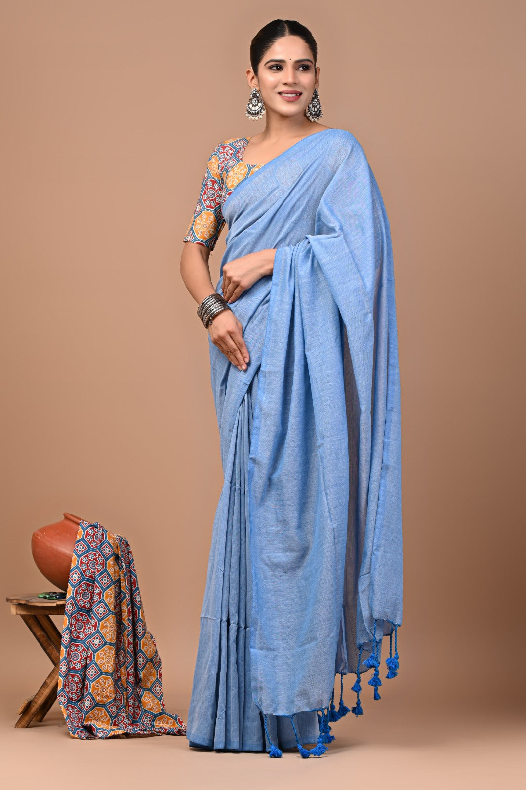 Handloom Cotton Saree With Printed Blouse