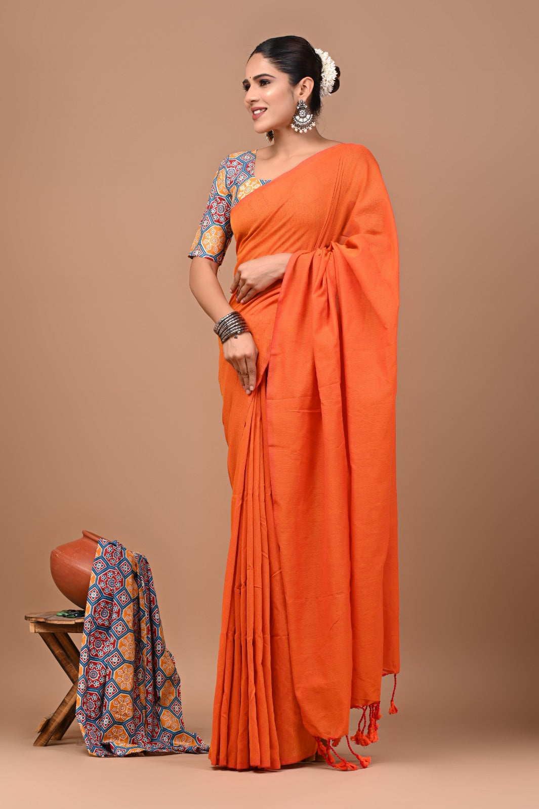 Handloom Cotton Saree With Printed Blouse