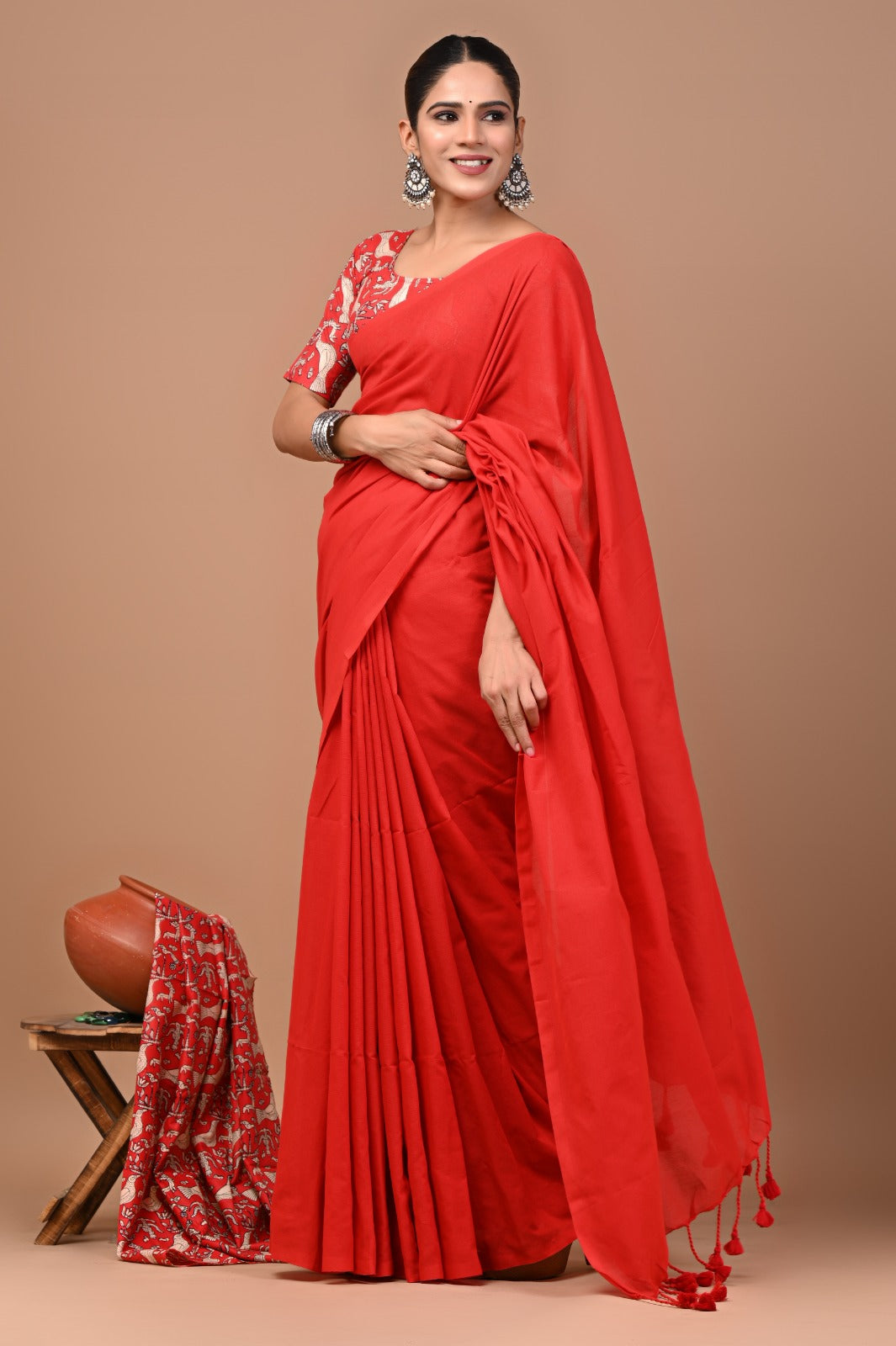 Handloom Cotton Saree With Printed Blouse
