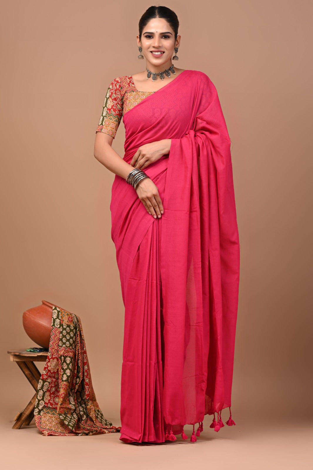 Handloom Cotton Saree With Printed Blouse