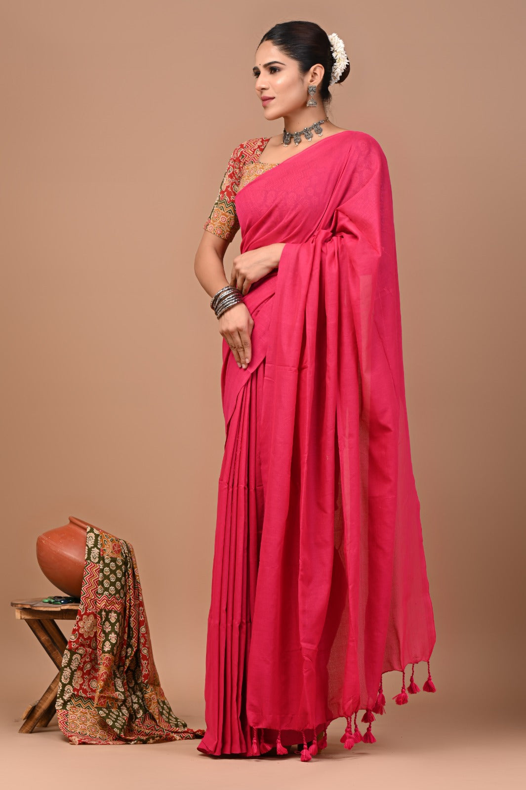 Handloom Cotton Saree With Printed Blouse
