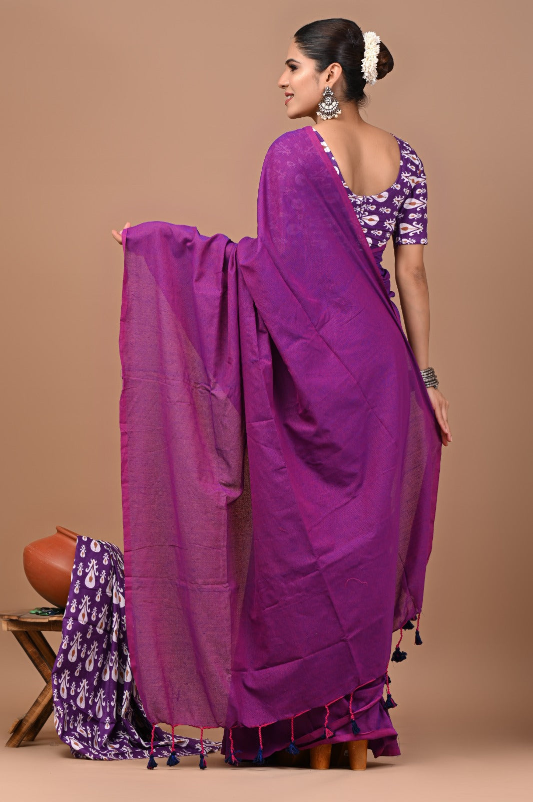 Handloom Cotton Saree With Printed Blouse