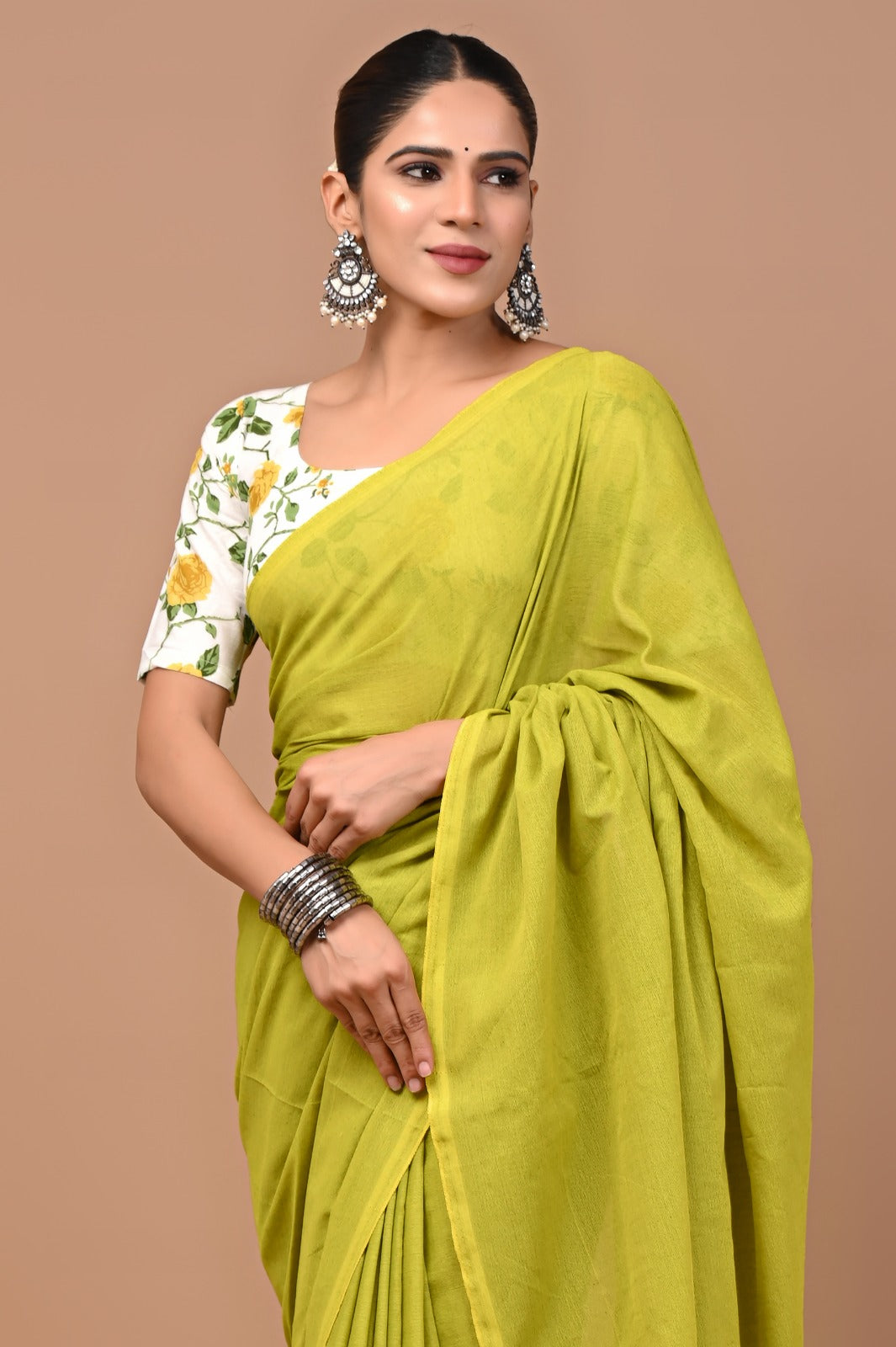 Handloom Cotton Saree With Printed Blouse