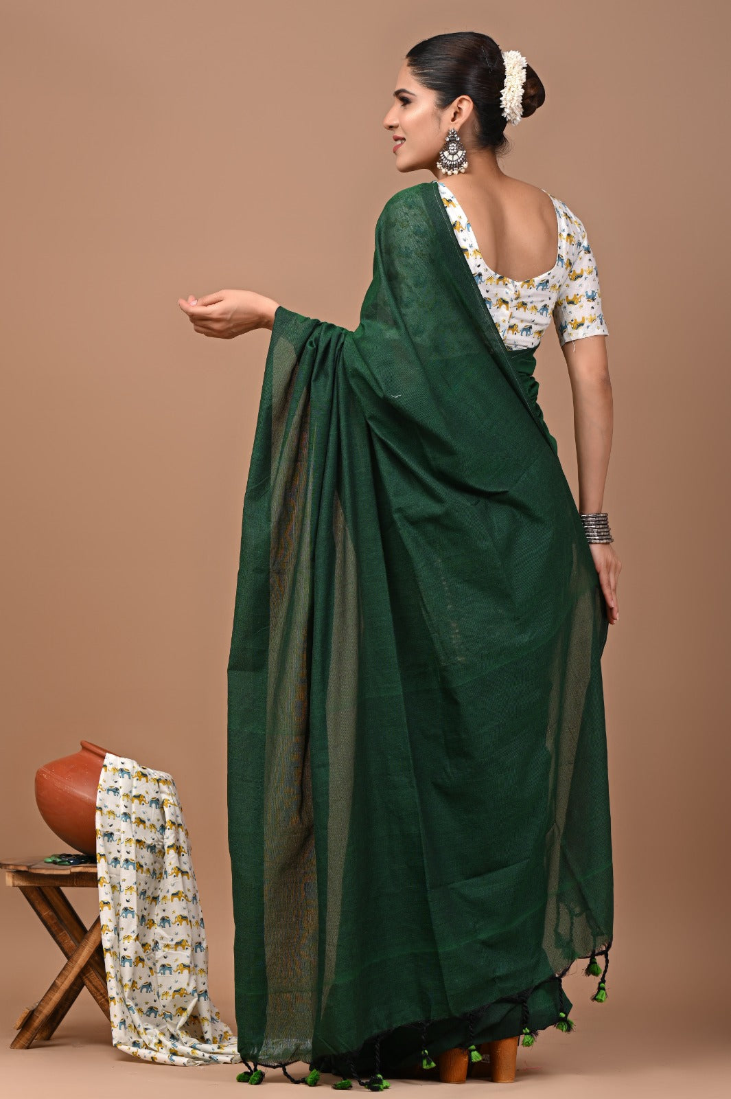 Handloom Cotton Saree With Printed Blouse