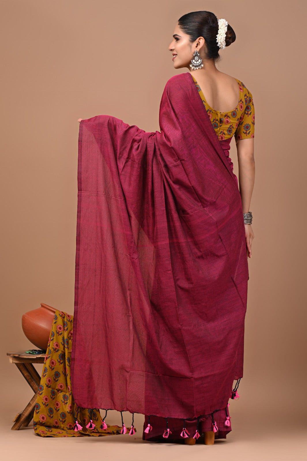 Handloom Cotton Saree With Printed Blouse