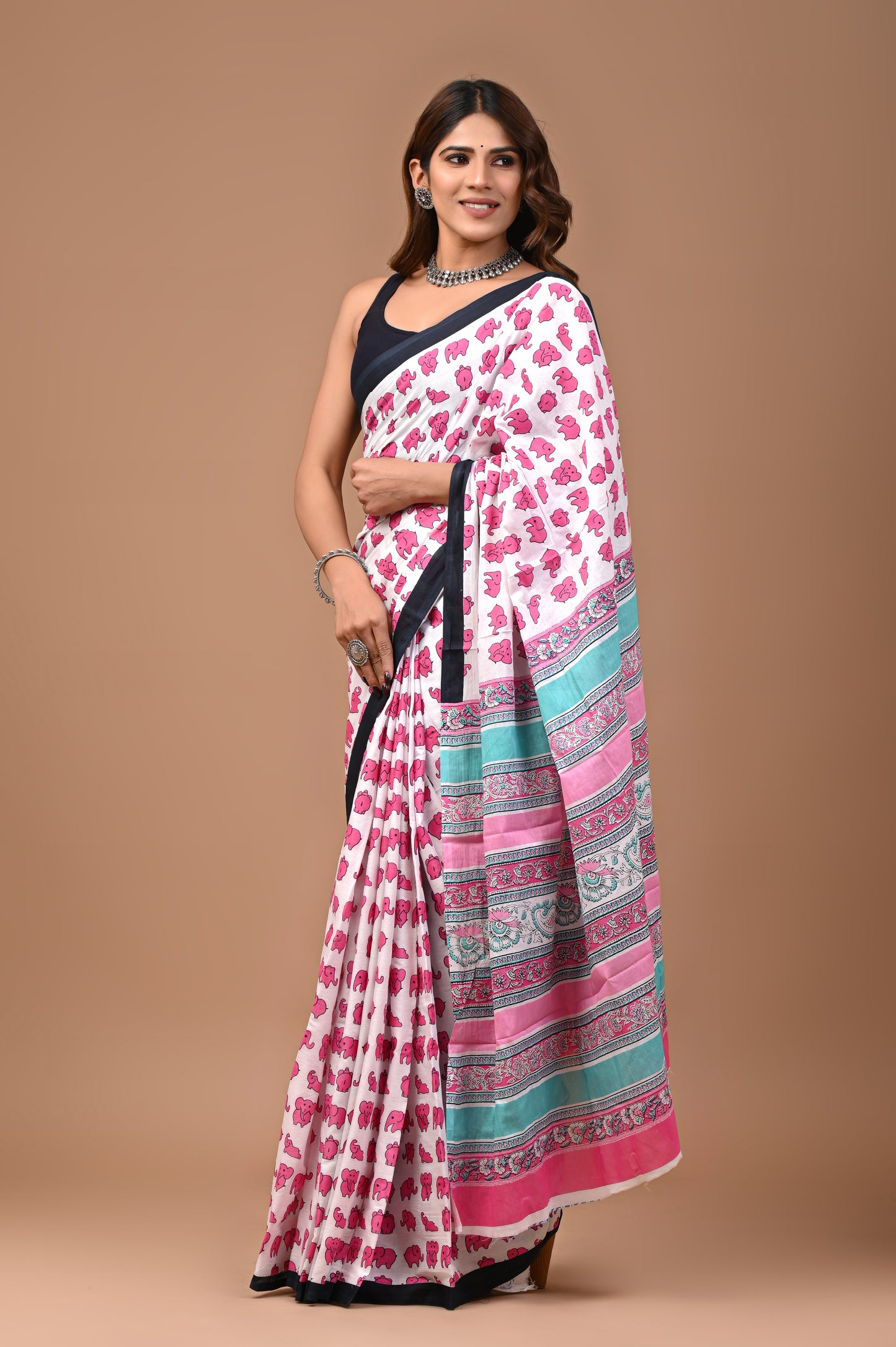 Exclusive Printed Pure Cotton Mulmul Saree With Blouse