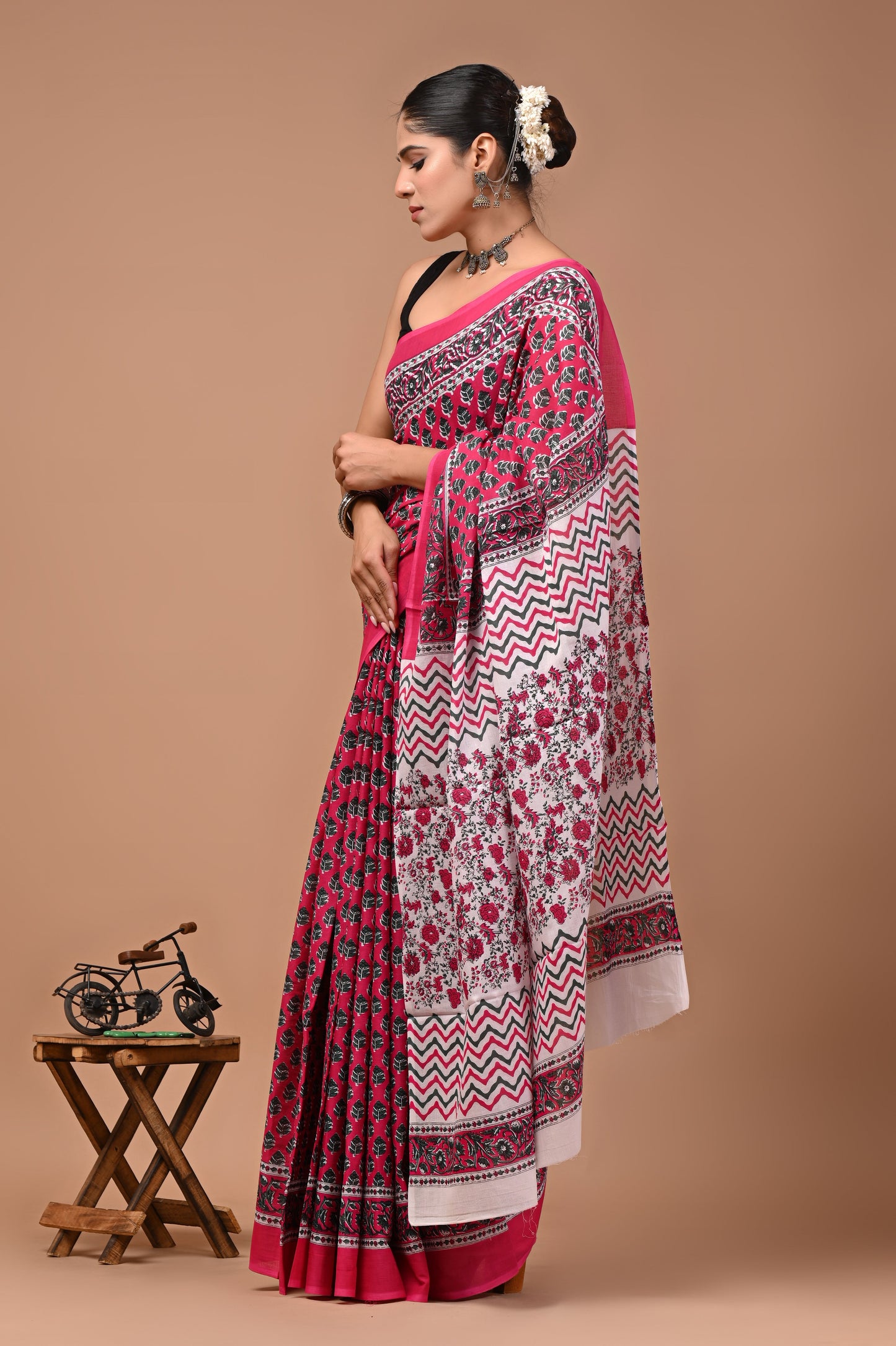 Printed Pure Cotton Mulmul Saree With Blouse