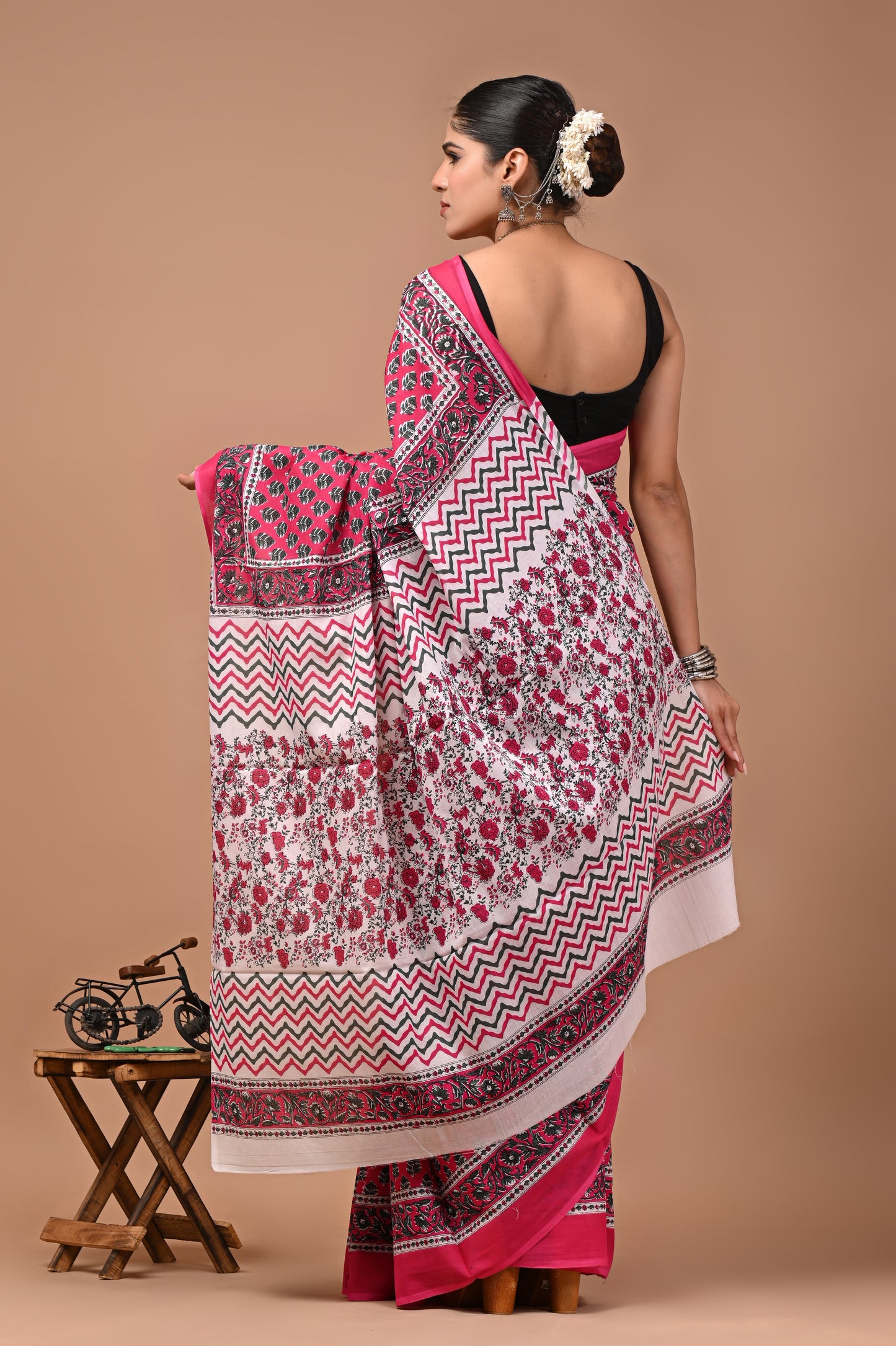 Printed Pure Cotton Mulmul Saree With Blouse