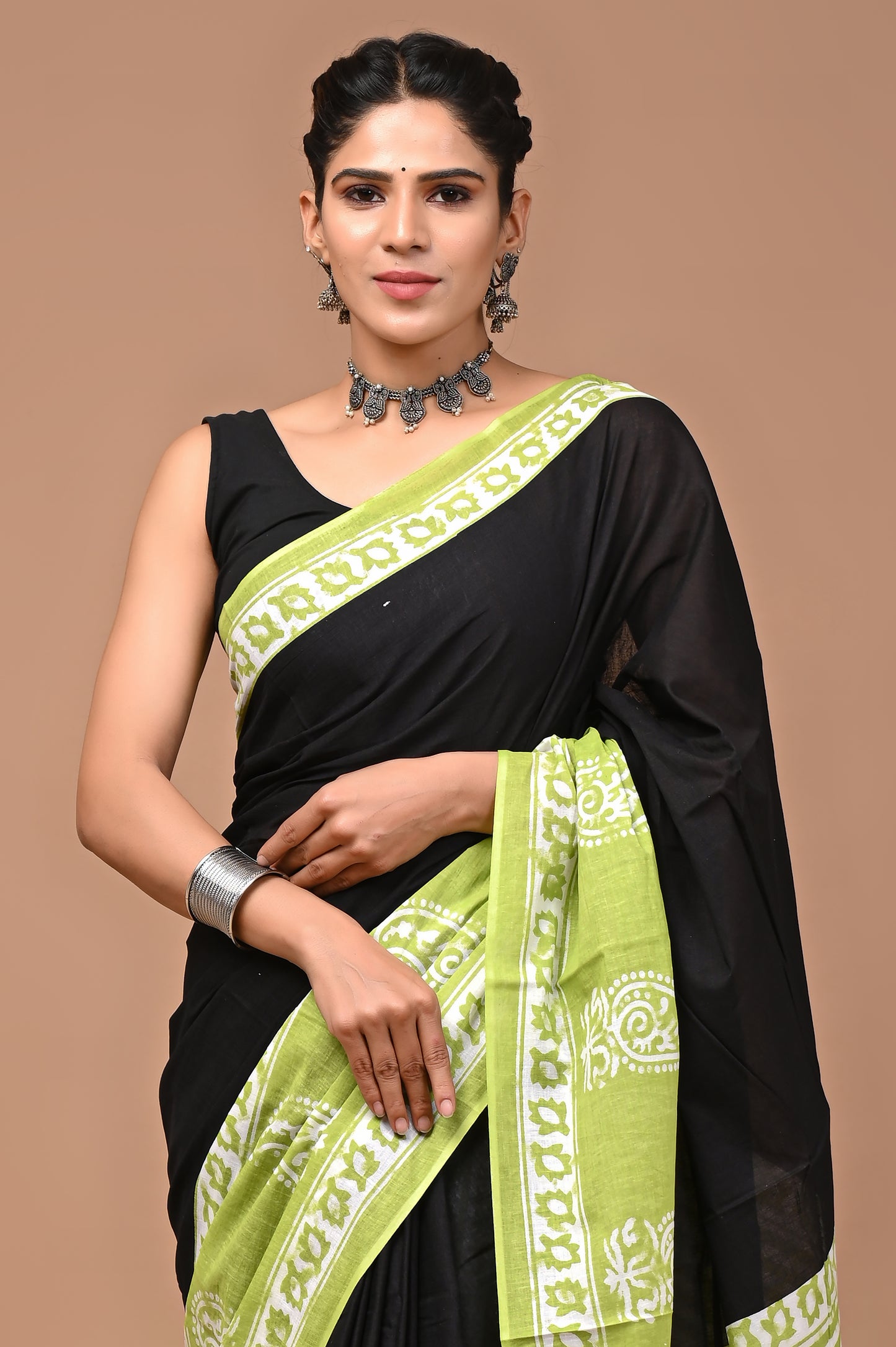 Exclusive Printed Pure Cotton Mulmul Saree With Blouse