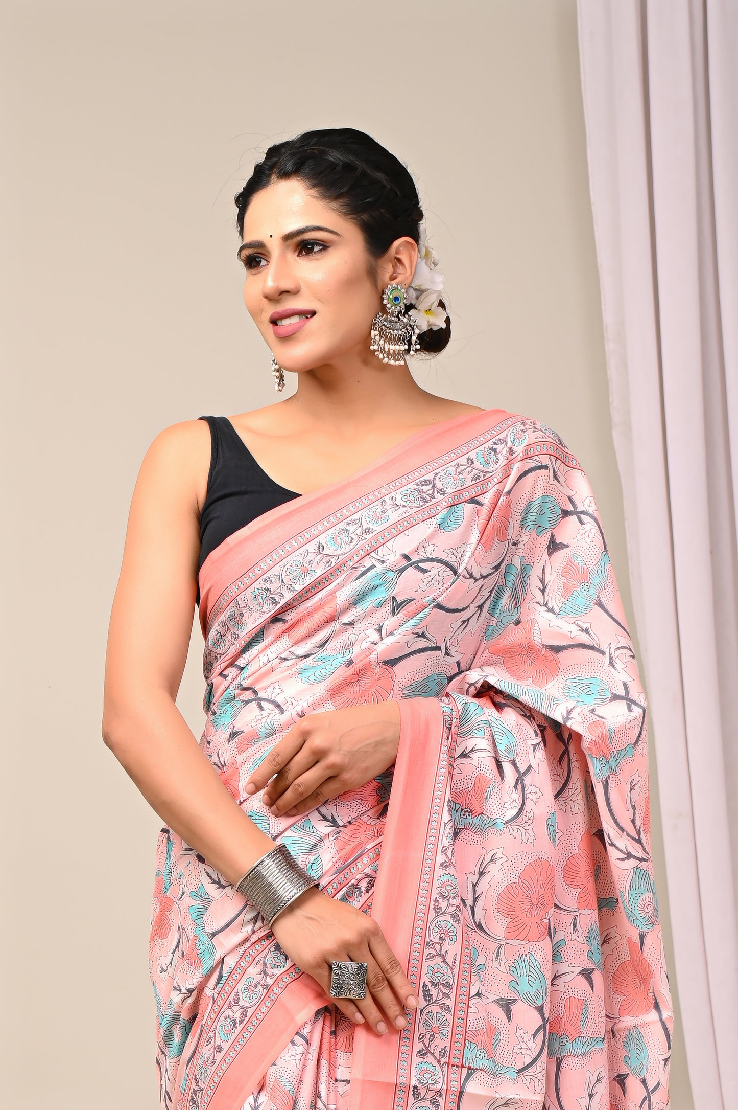 Exclusive Printed Pure Cotton Mulmul Saree With Blouse