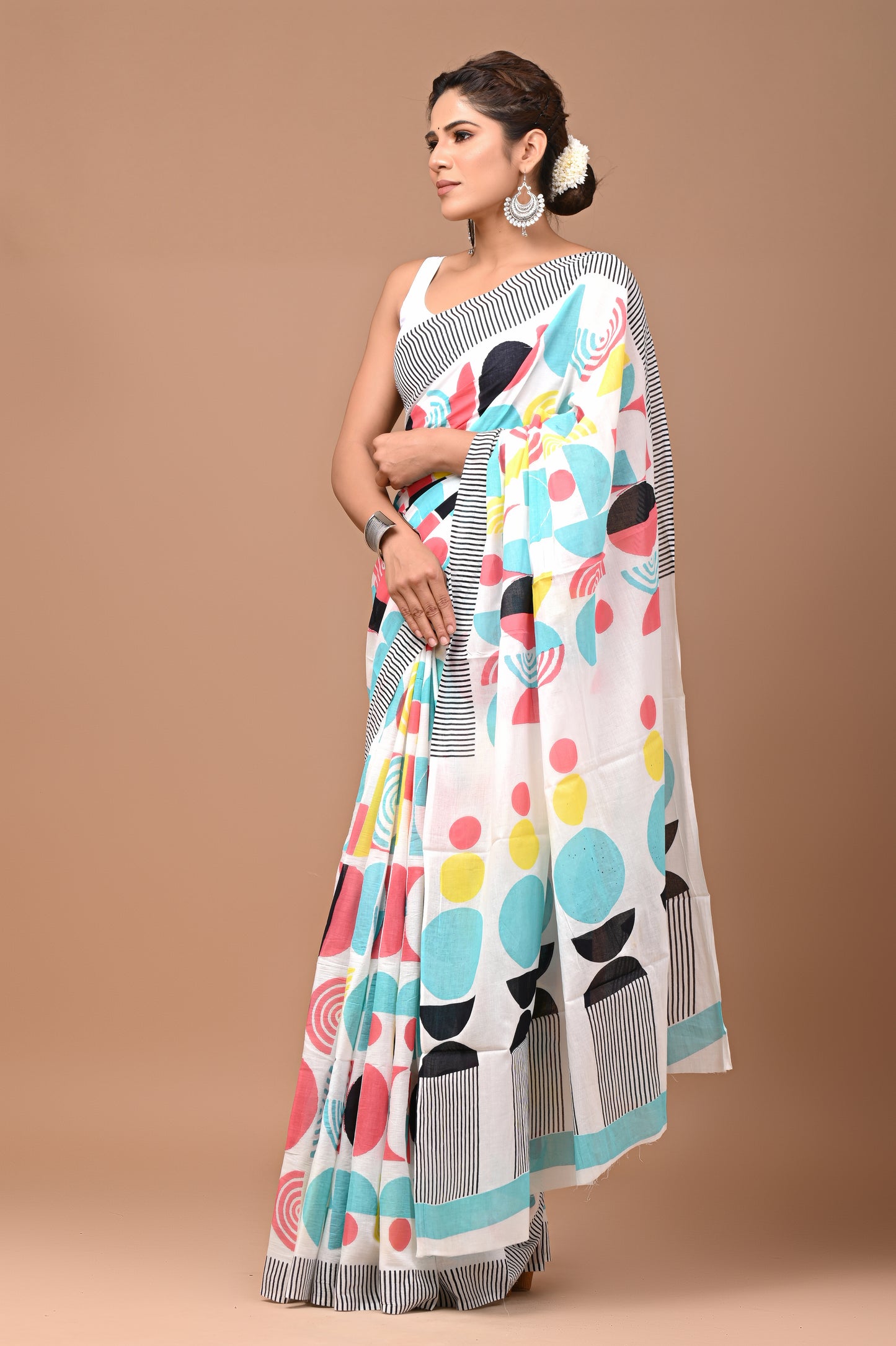 Exclusive Printed Pure Cotton Mulmul Saree With Blouse