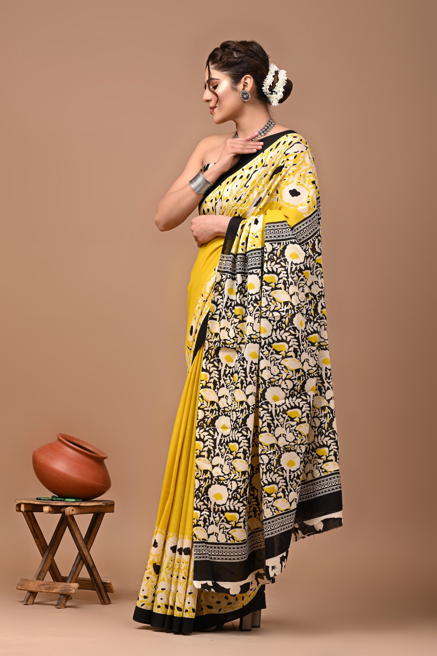 Jaipuri Printed Pure Cotton Mulmul Saree With Blouse