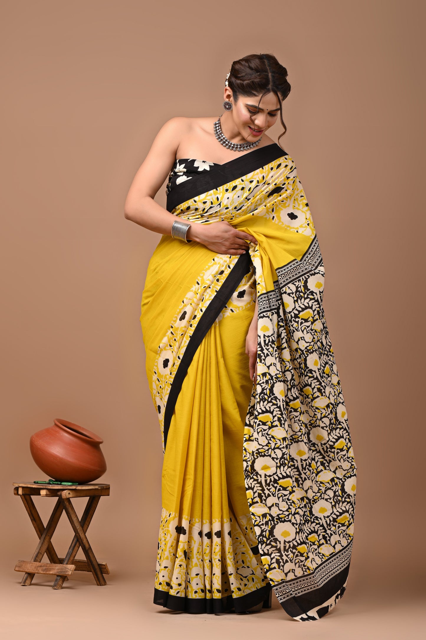 Jaipuri Printed Pure Cotton Mulmul Saree With Blouse