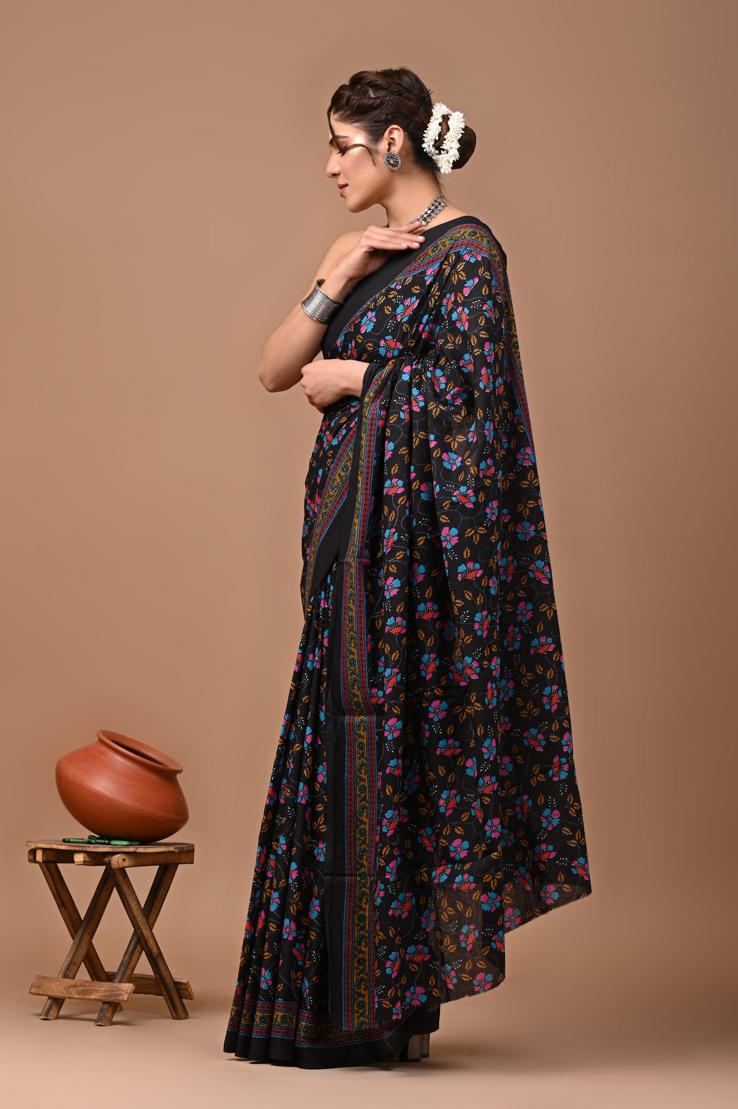 Jaipuri Printed Pure Cotton Mulmul Saree With Blouse