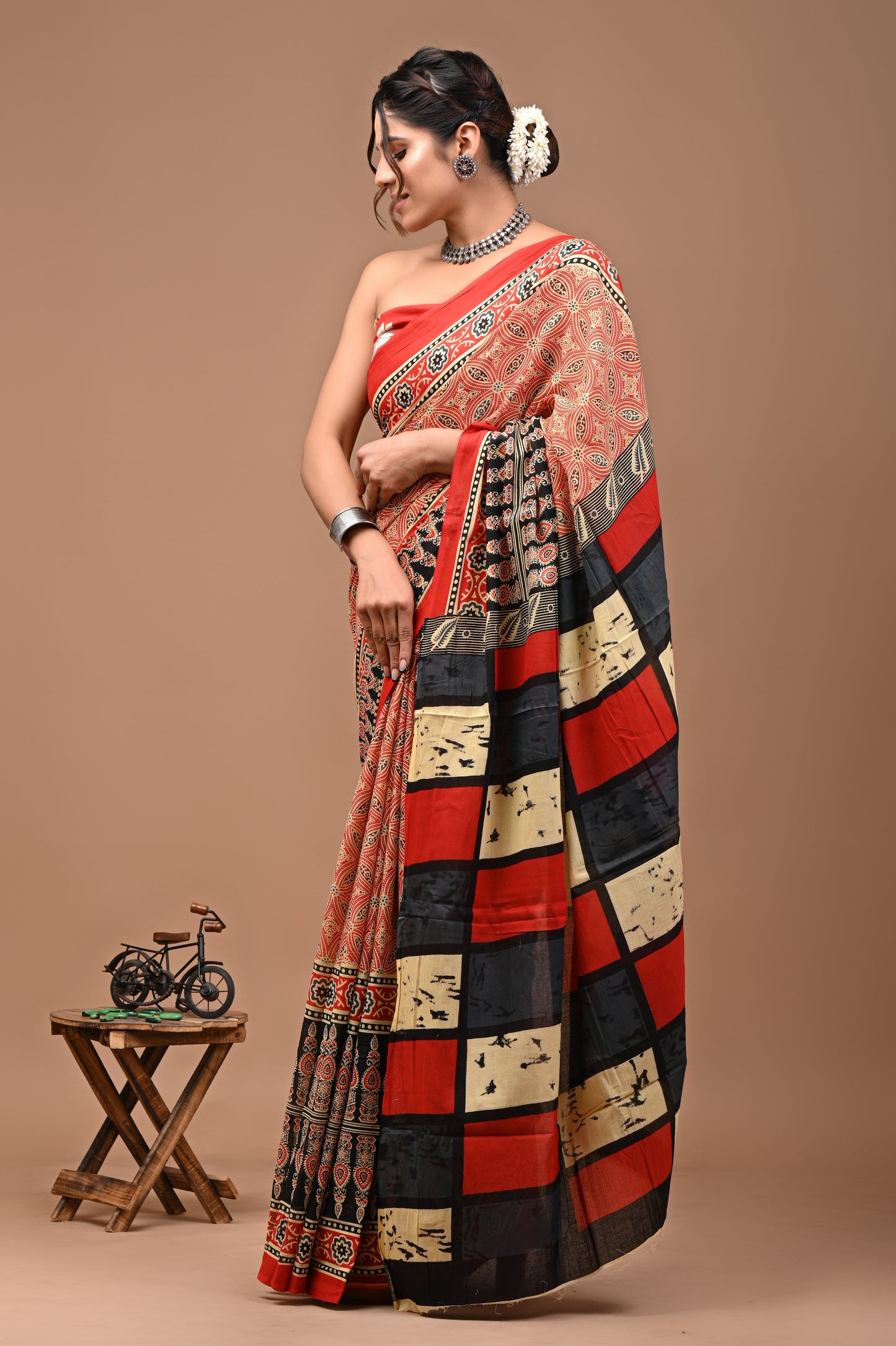 Printed Pure Cotton Mulmul Saree With Blouse