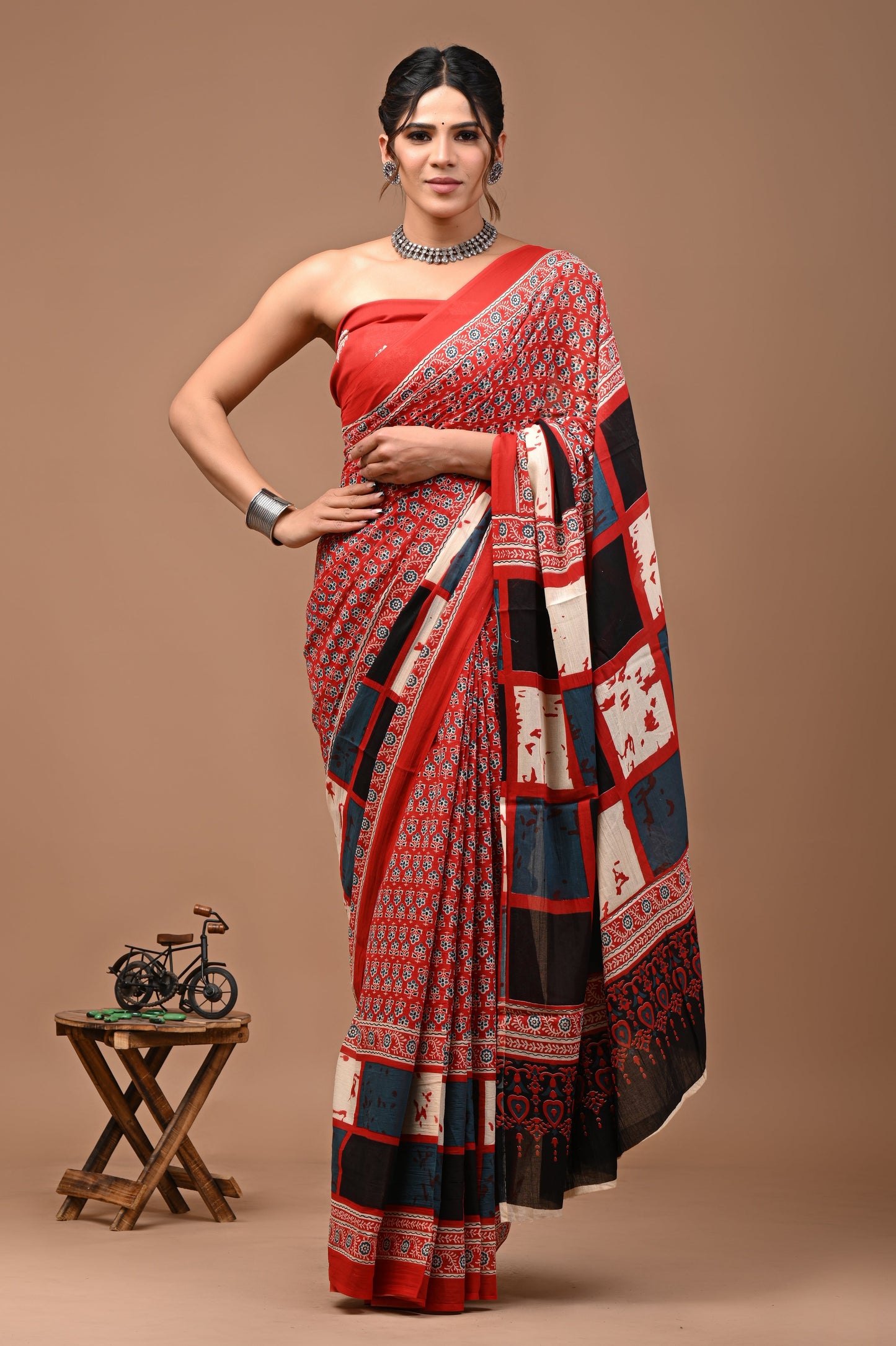 Printed Pure Cotton Mulmul Saree With Blouse