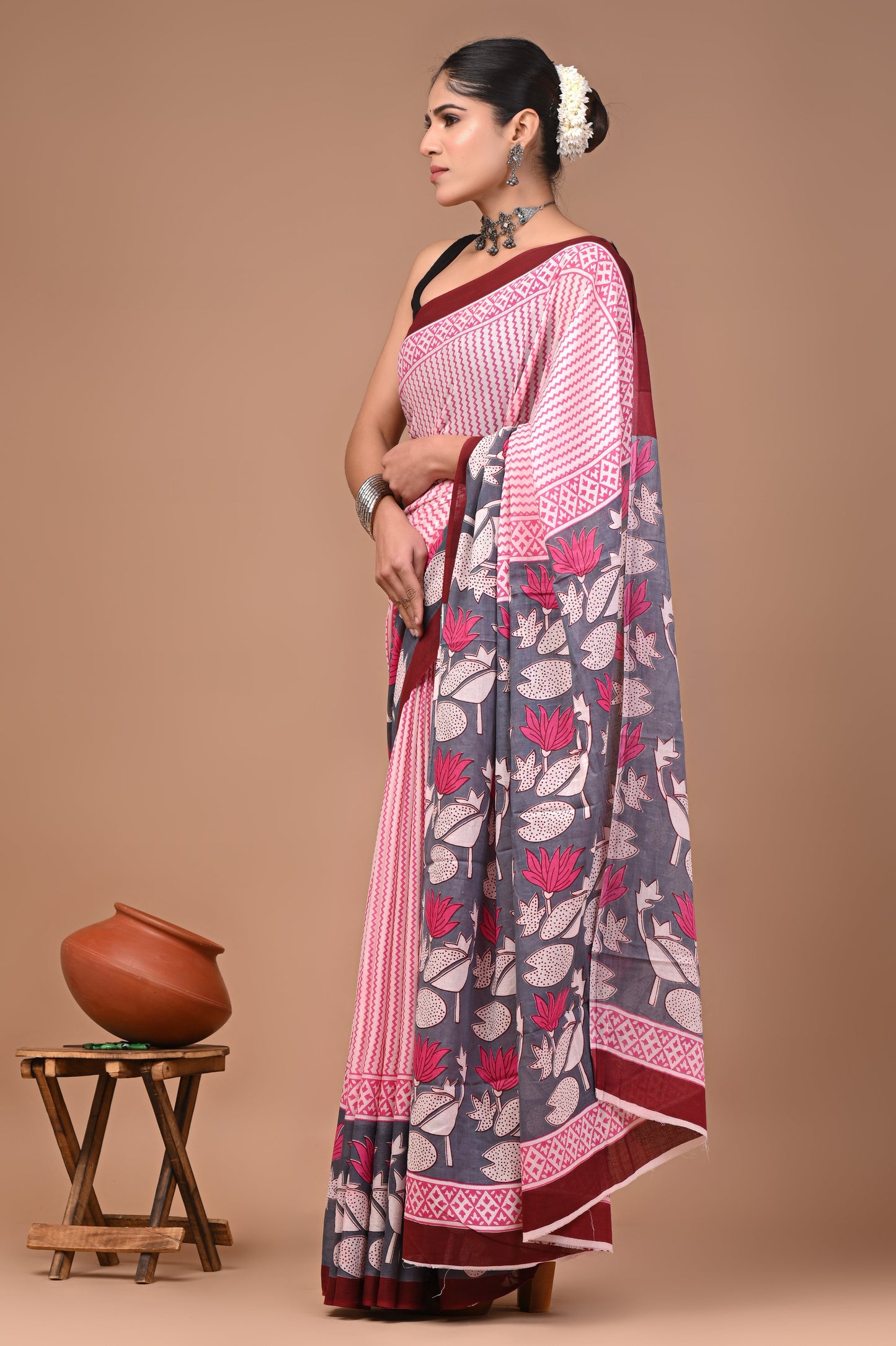 Printed Pure Cotton Mulmul Saree With Blouse