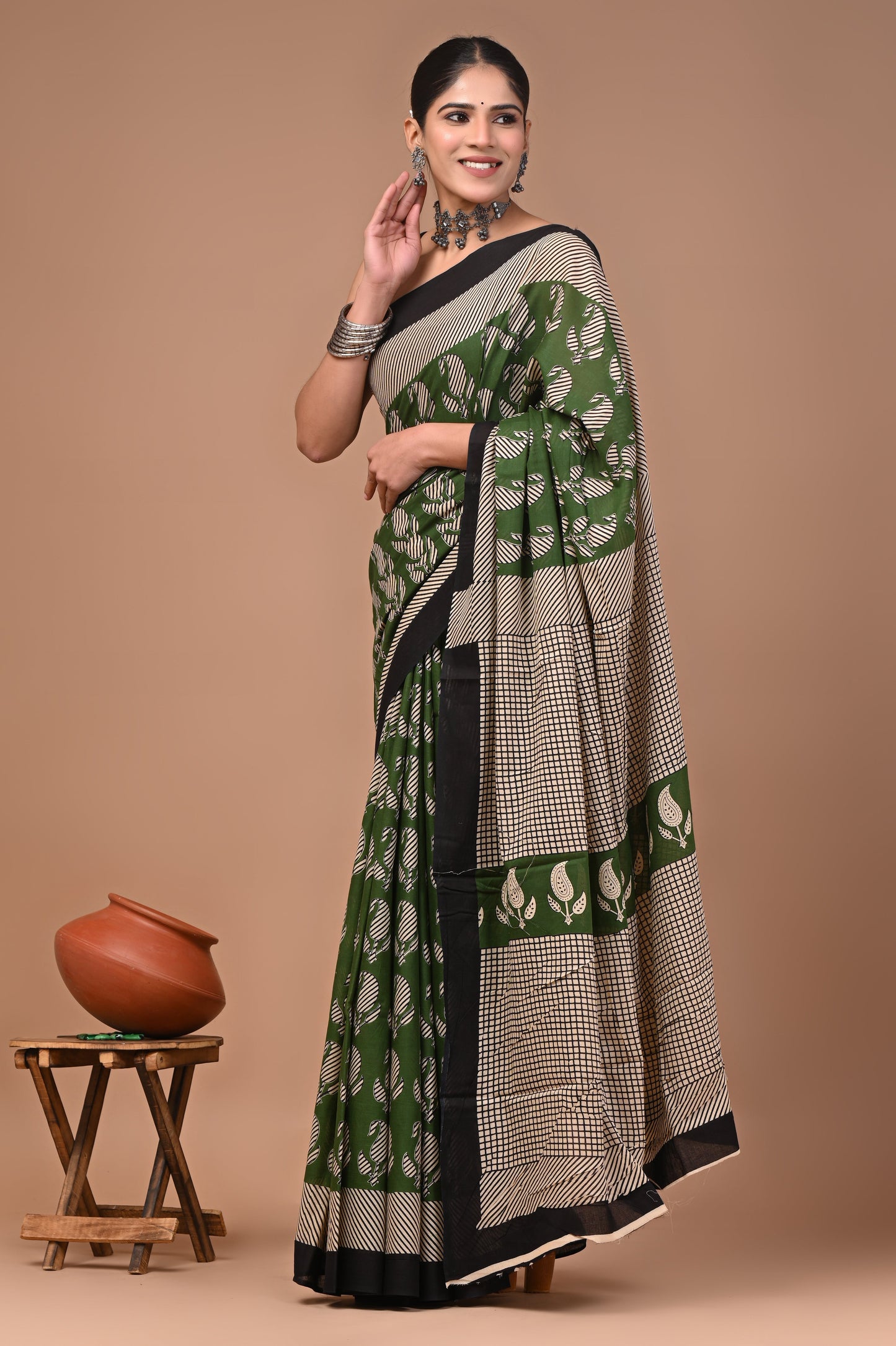 Printed Pure Cotton Mulmul Saree With Blouse