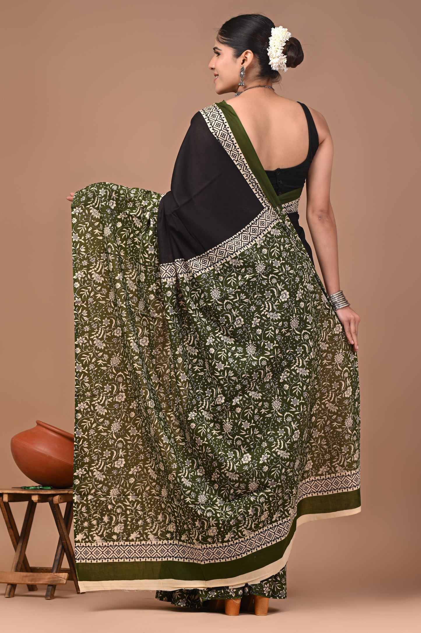 Printed Pure Cotton Mulmul Saree With Blouse