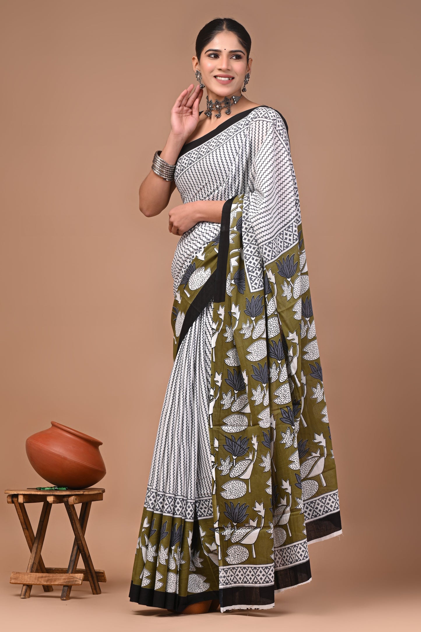 Printed Pure Cotton Mulmul Saree With Blouse