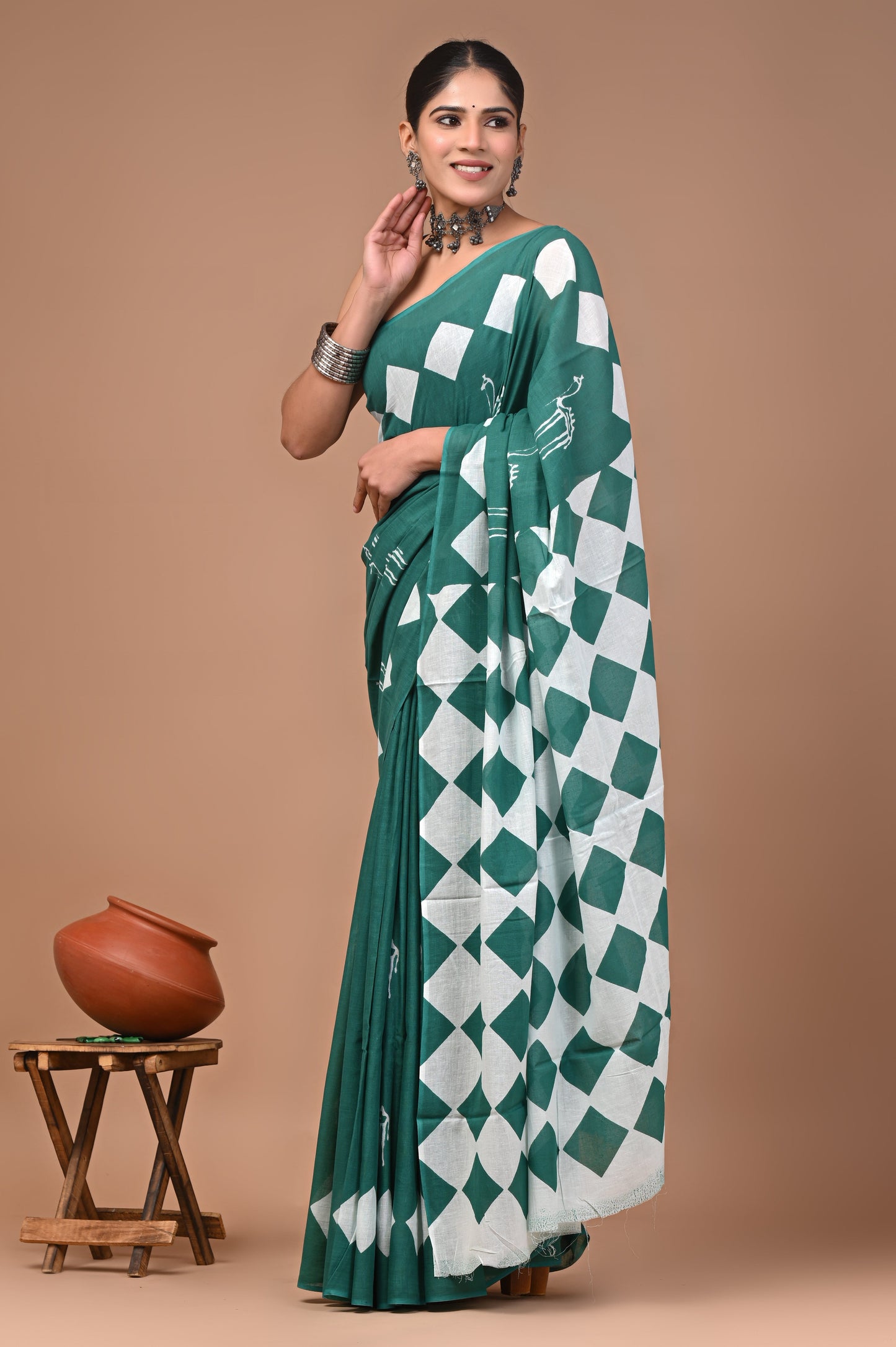 Printed Pure Cotton Mulmul Saree With Blouse