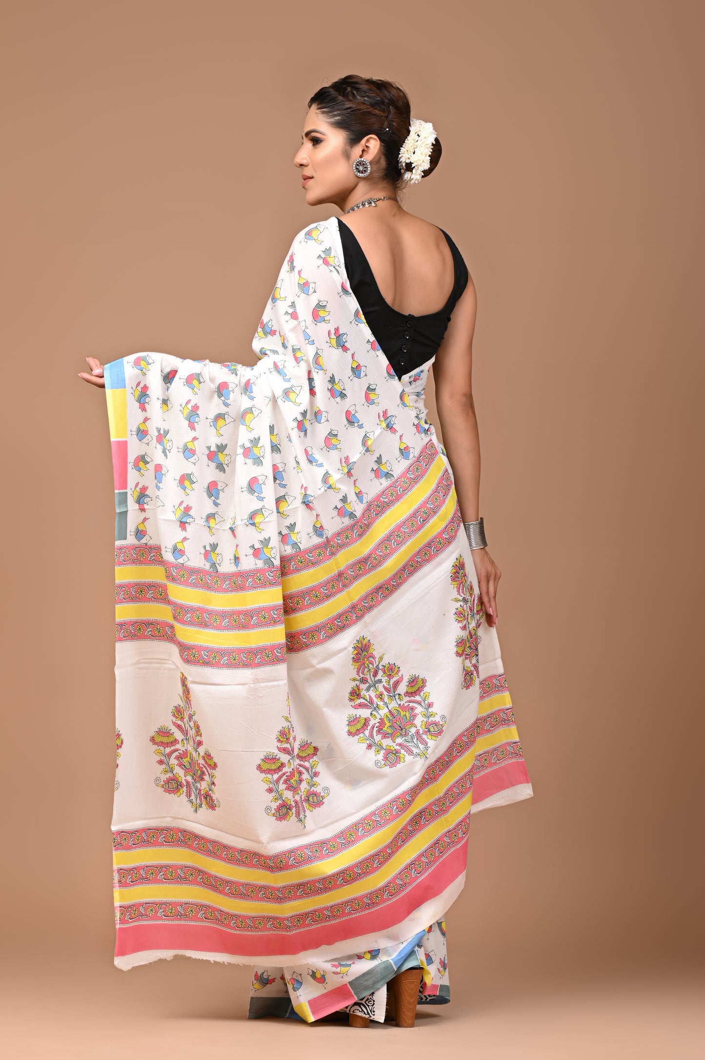 Exclusive Printed Pure Cotton Mulmul Saree With Blouse