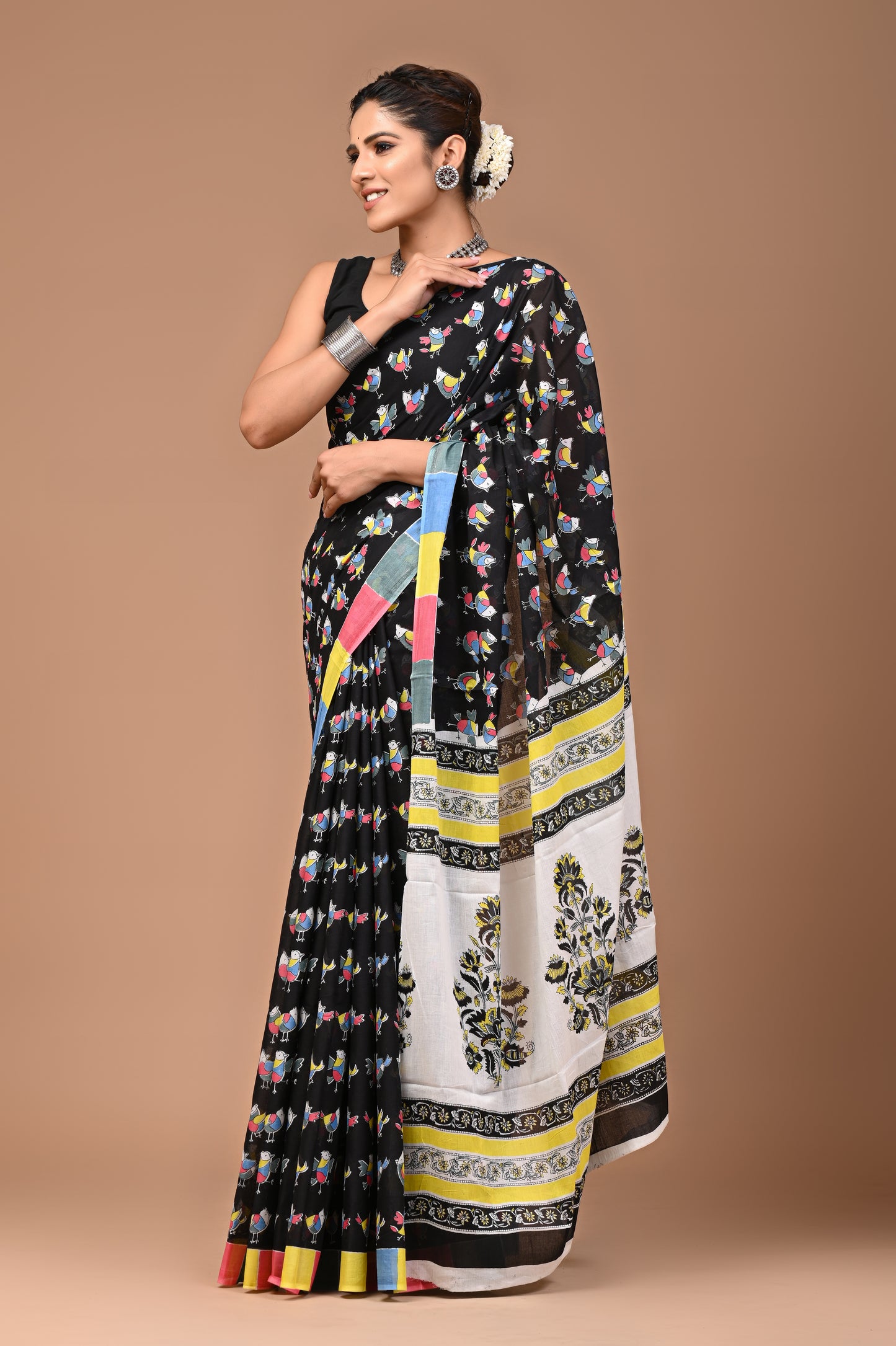 Exclusive Printed Pure Cotton Mulmul Saree With Blouse