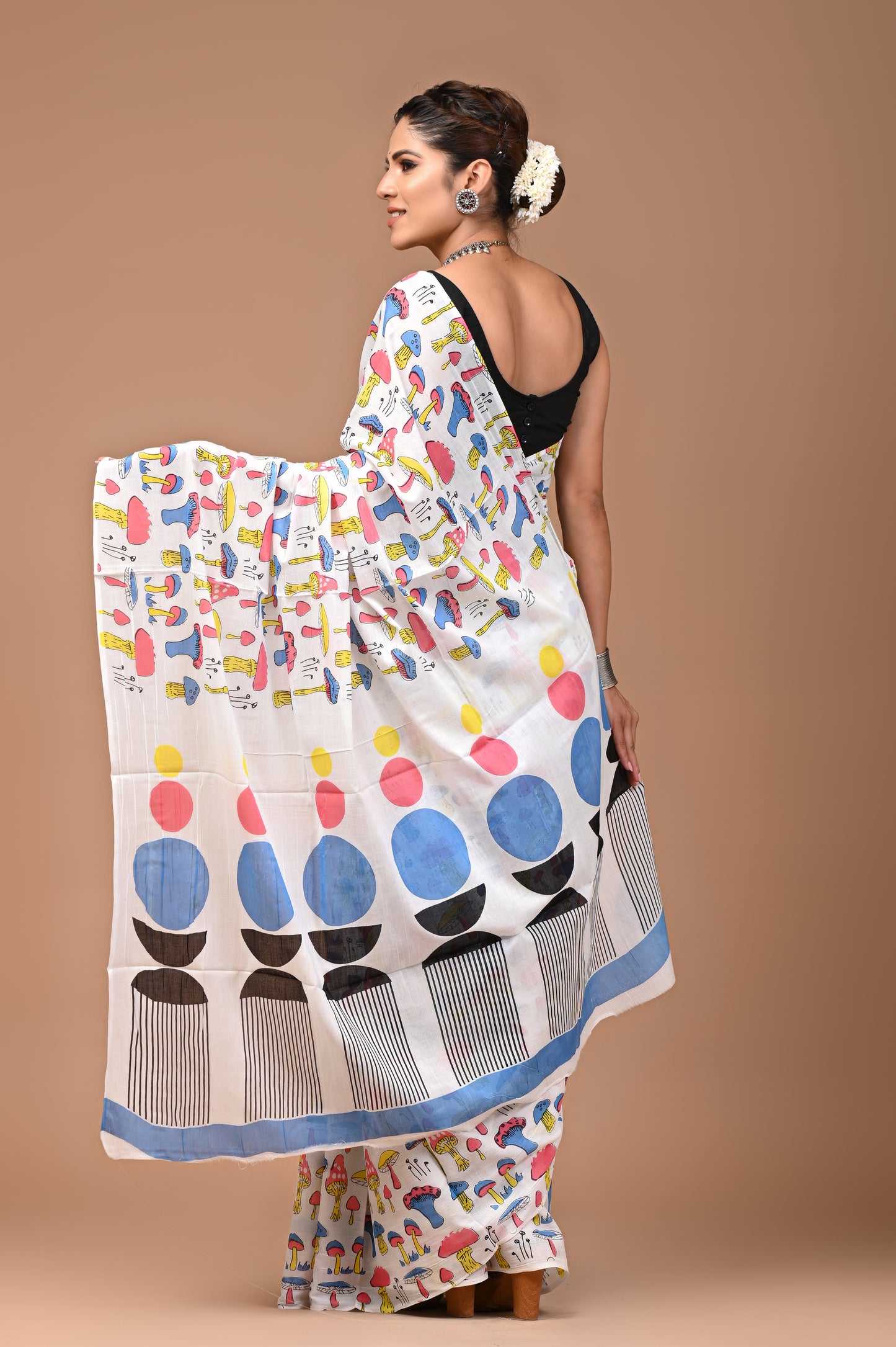 Exclusive Printed Pure Cotton Mulmul Saree With Blouse