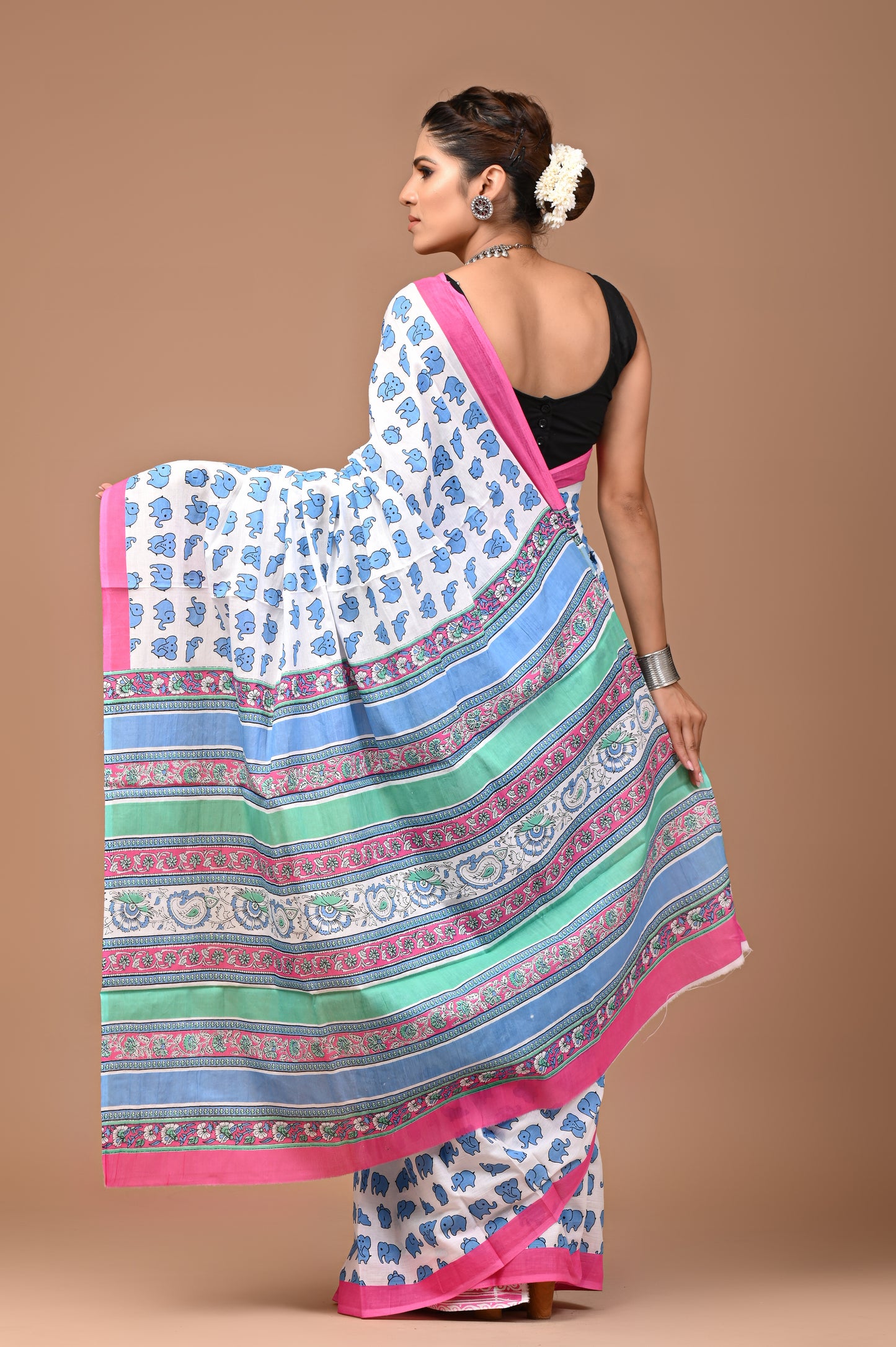 Exclusive Printed Pure Cotton Mulmul Saree With Blouse