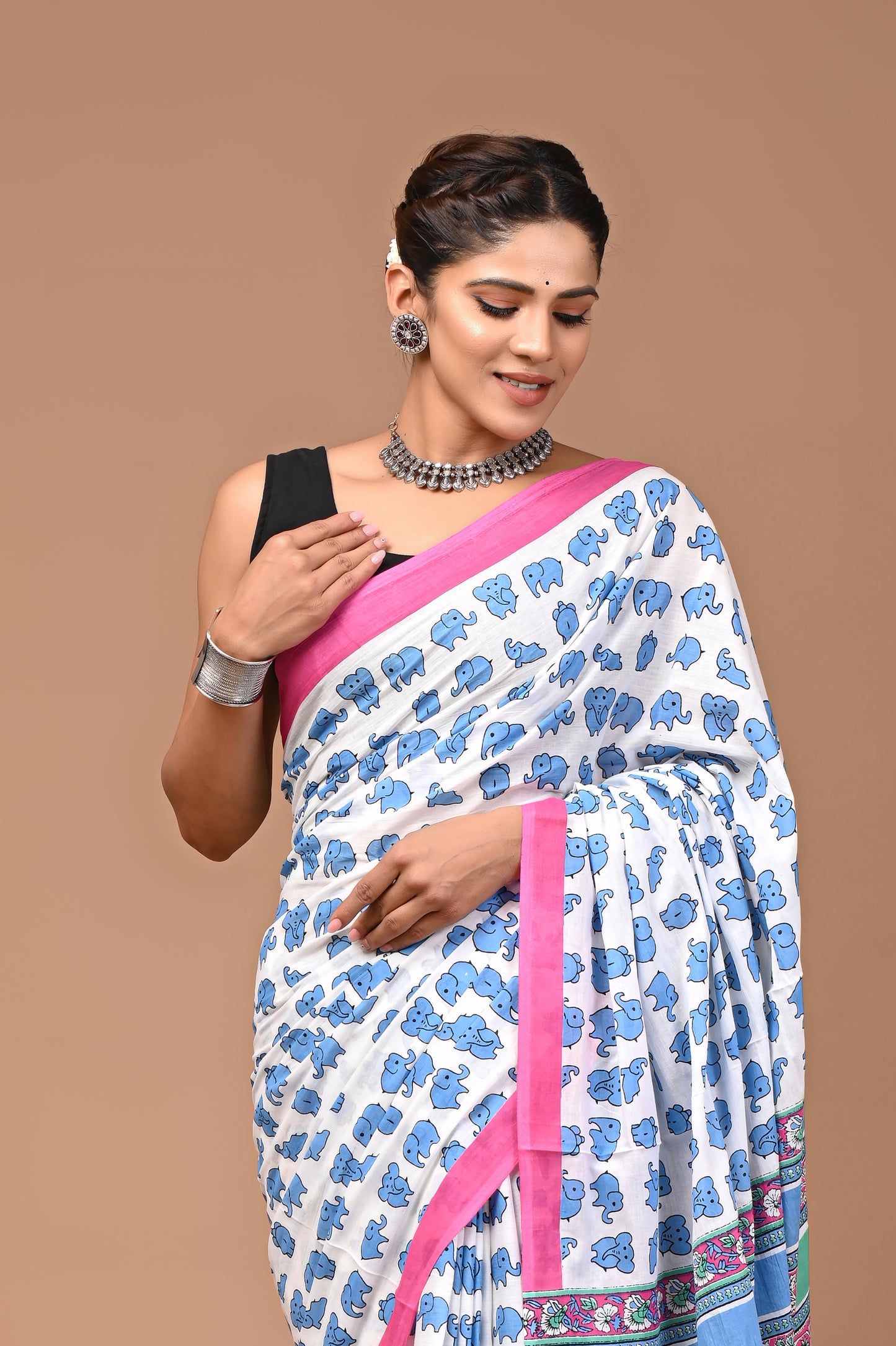 Exclusive Printed Pure Cotton Mulmul Saree With Blouse