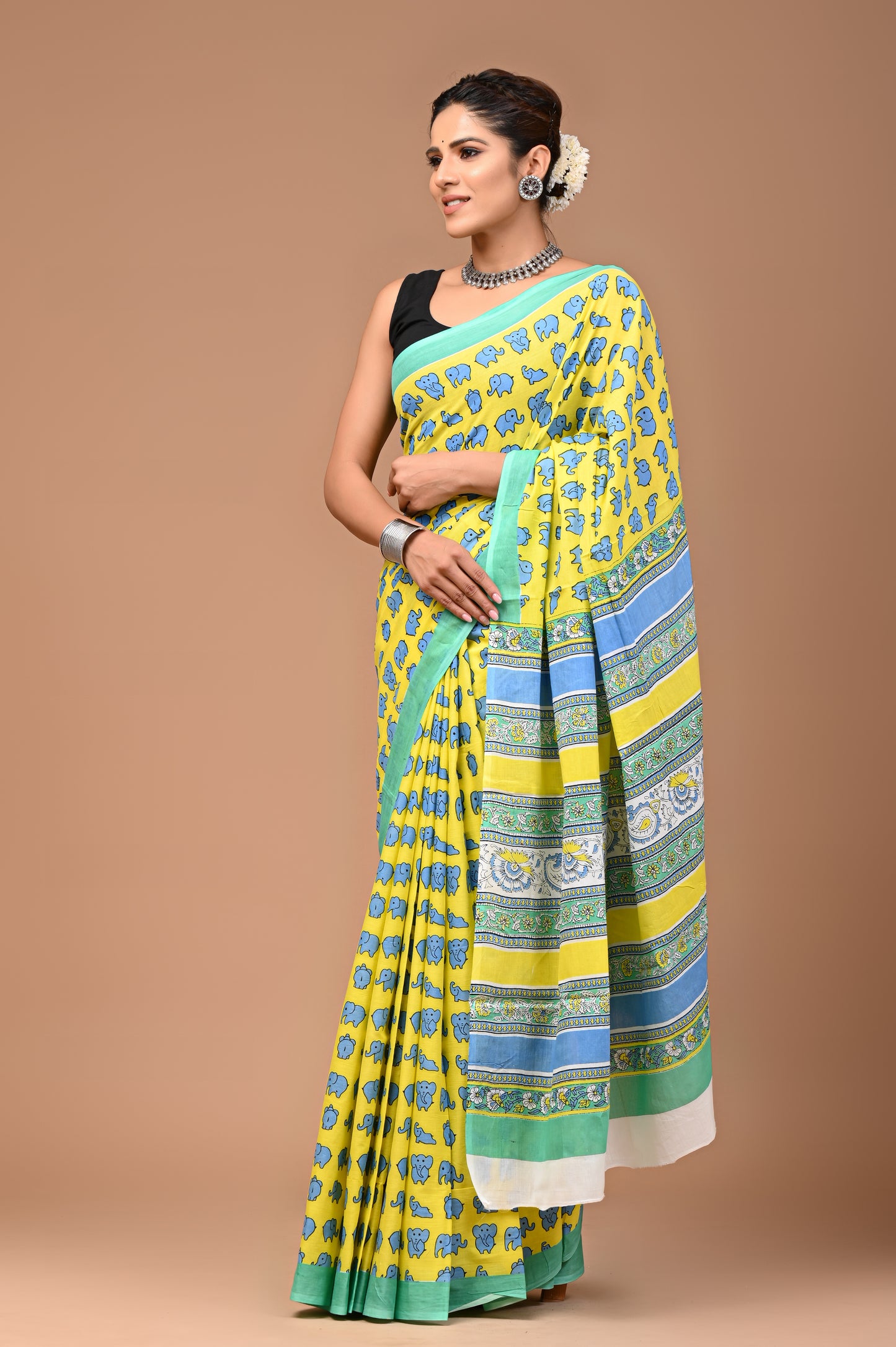Exclusive Printed Pure Cotton Mulmul Saree With Blouse