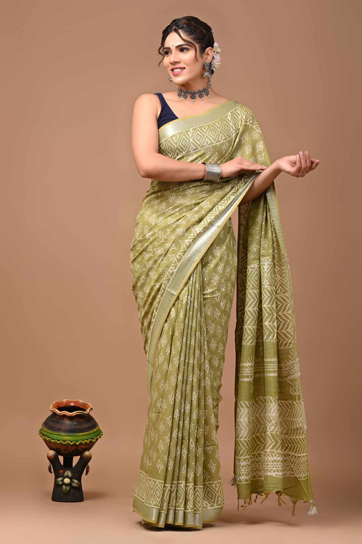 Block Printed Cotton linen Saree With Unstiched Blouse