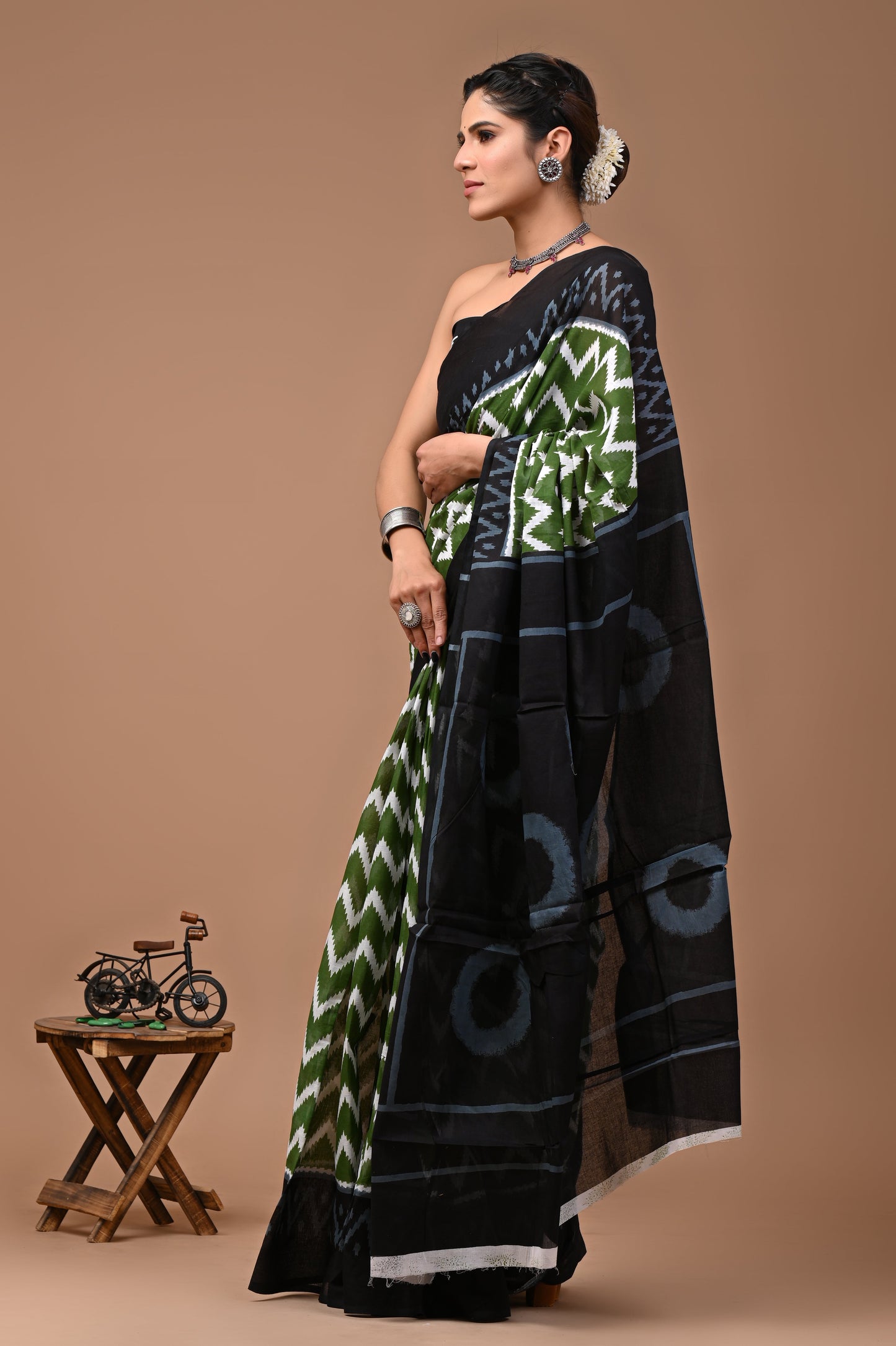 Printed Pure Cotton Mulmul Saree With Blouse