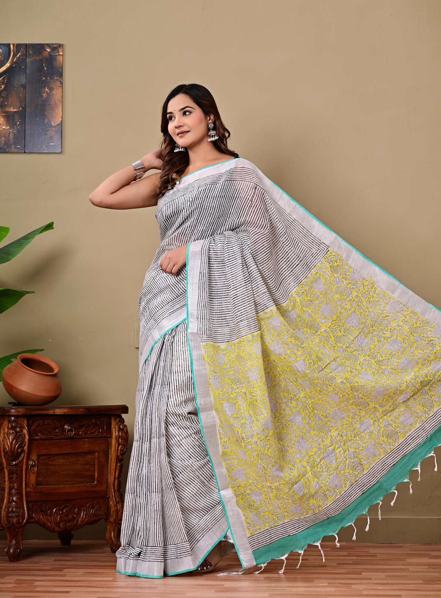 Block Printed Cotton linen Saree With Unstiched Blouse