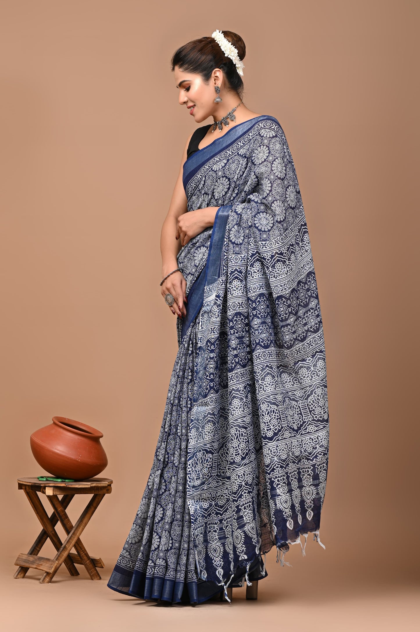 Block Printed Cotton linen Saree With Unstiched Blouse