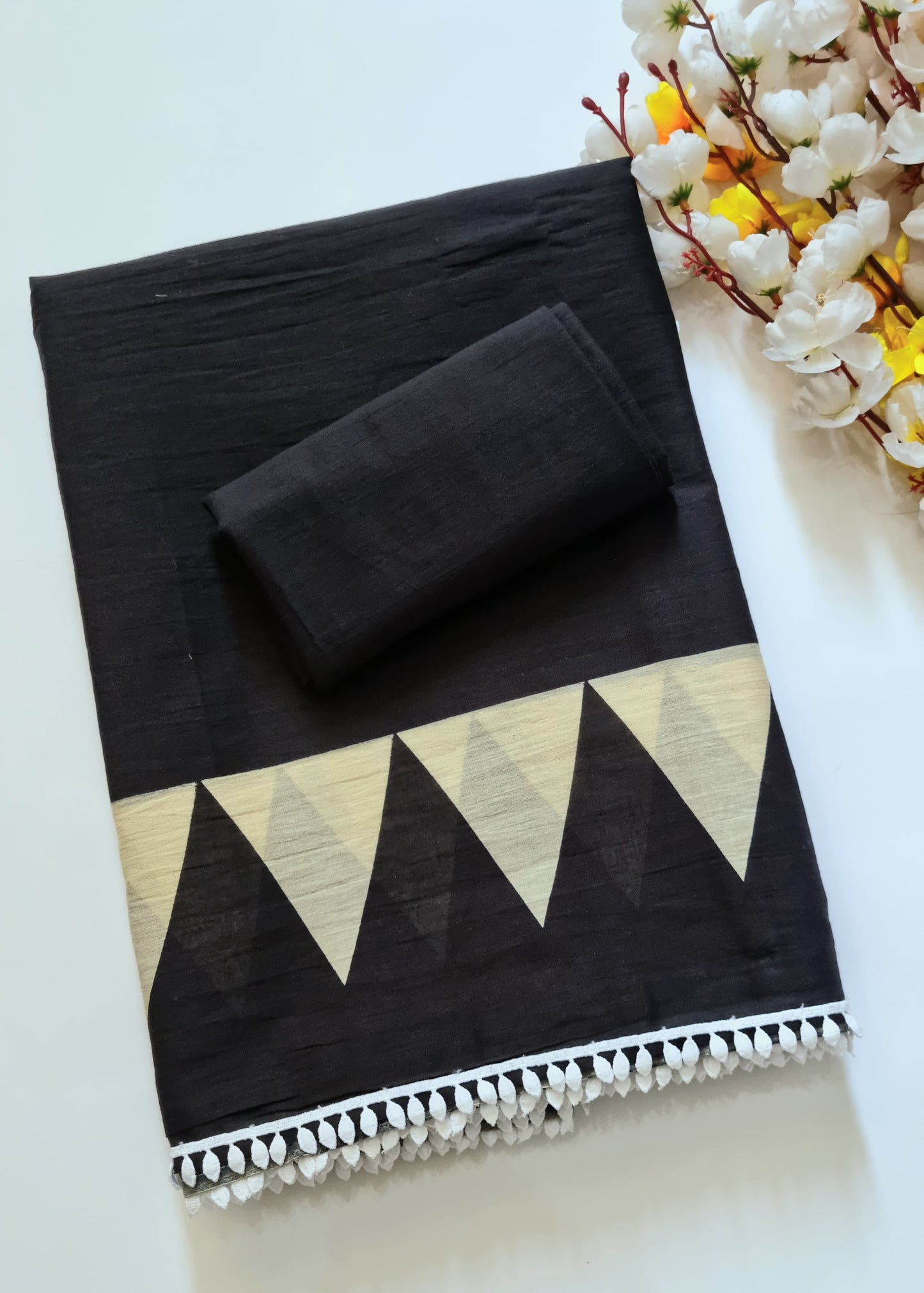 Exclusive Printed Pure Cotton Mulmul Saree with Leaf Lace
