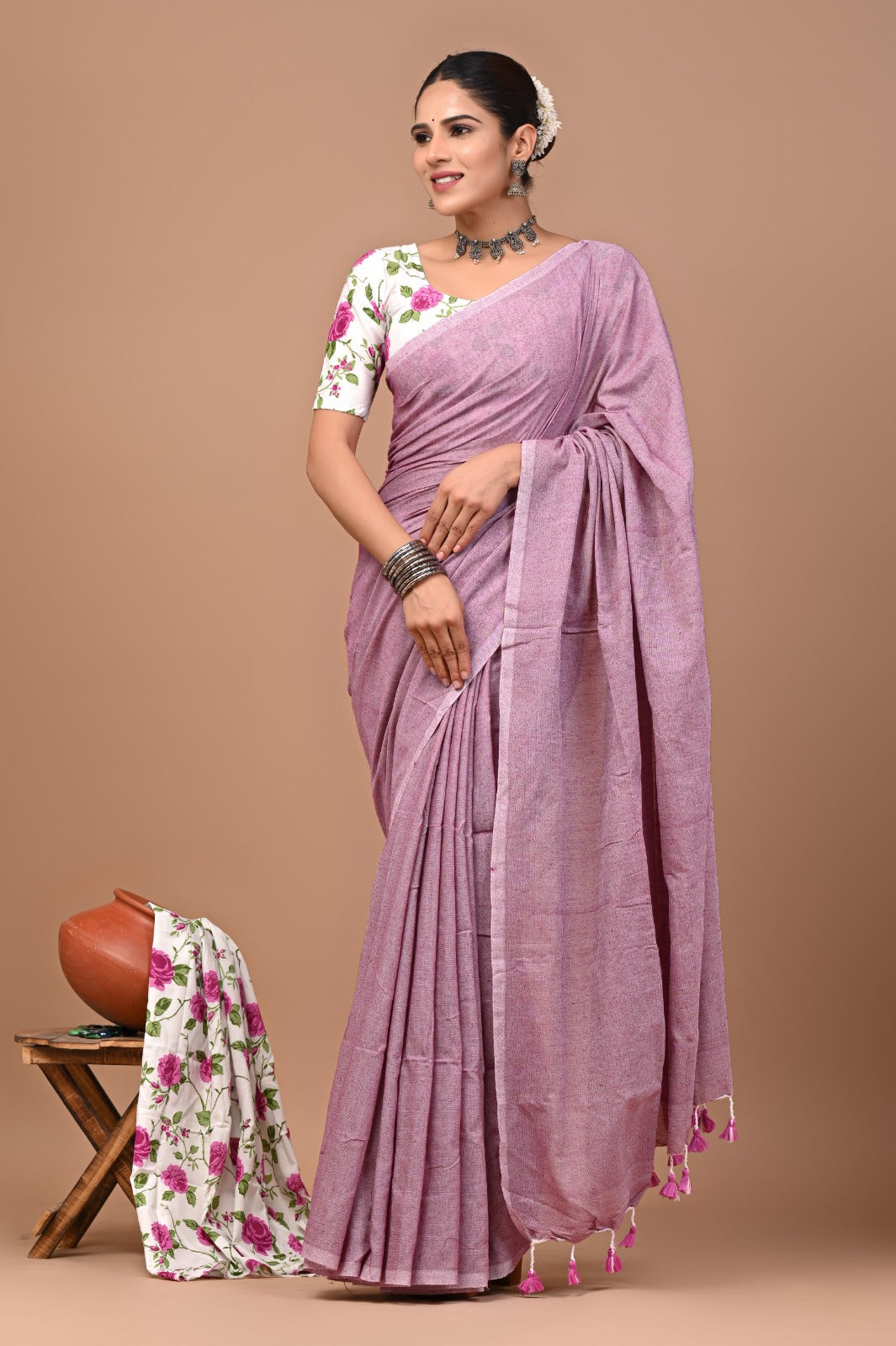 Handloom Cotton Saree With Printed Blouse