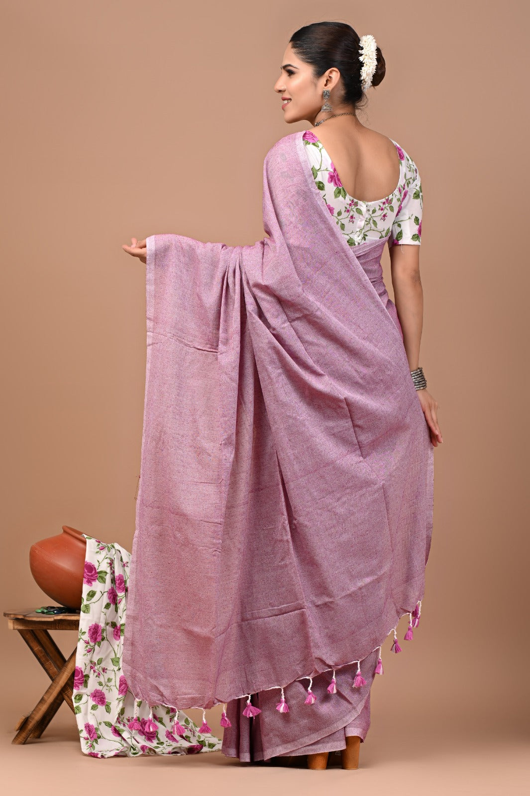 Handloom Cotton Saree With Printed Blouse
