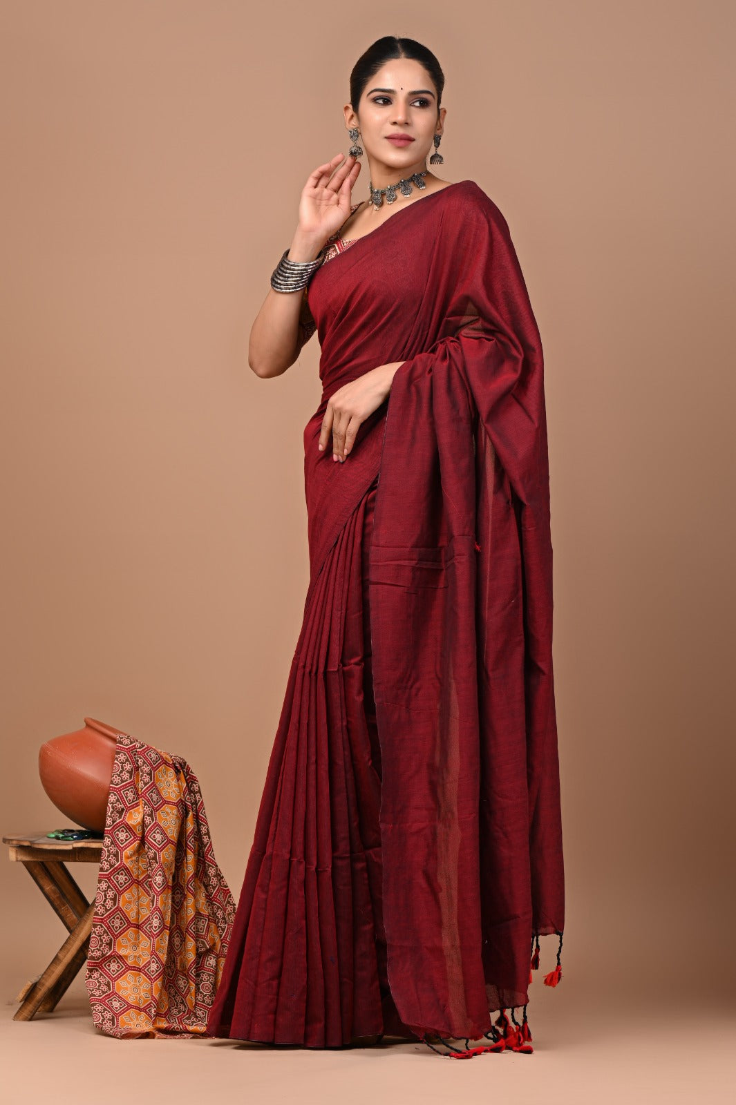 Handloom Cotton Saree With Printed Blouse