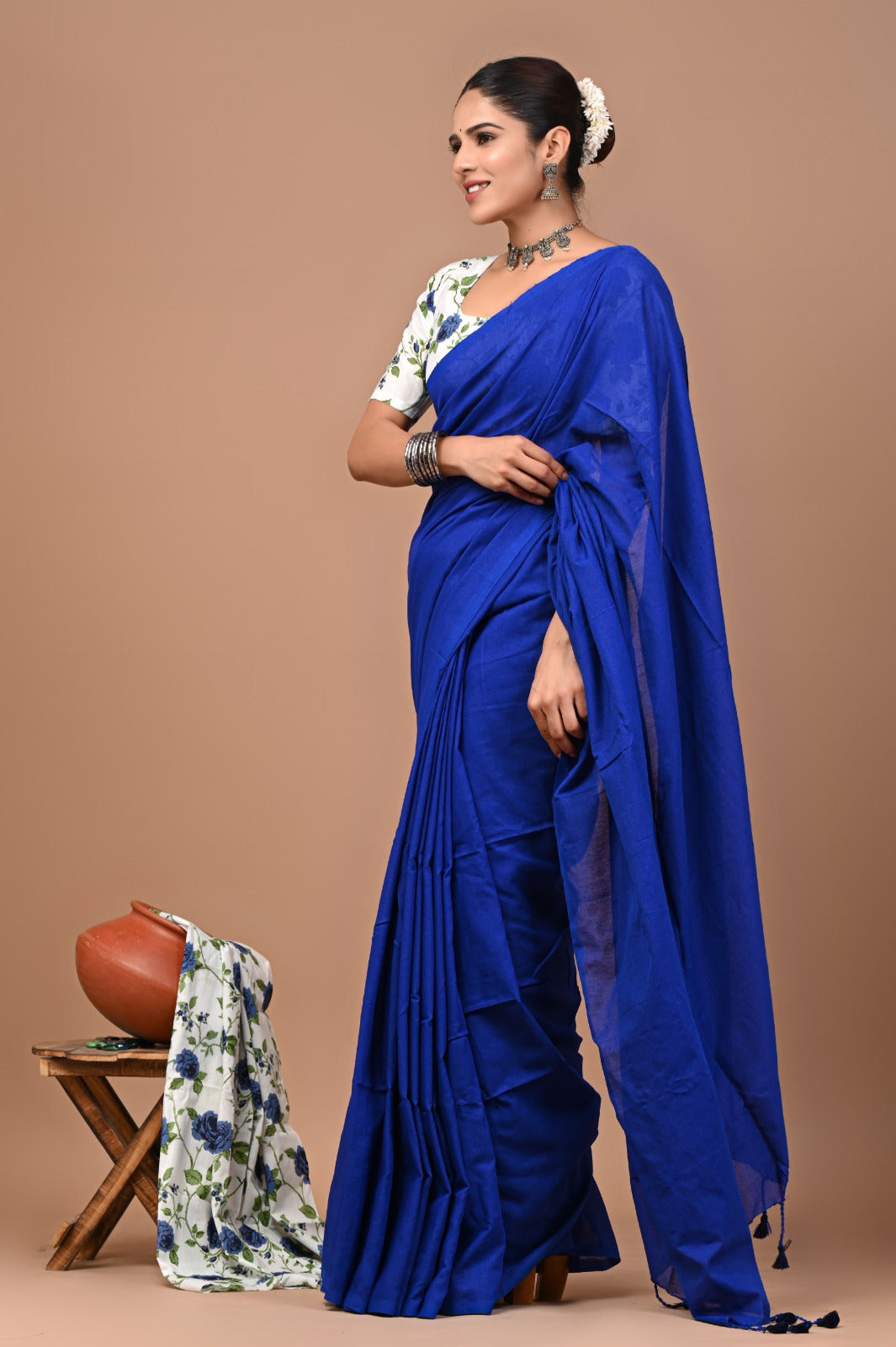 Handloom Cotton Saree With Printed Blouse